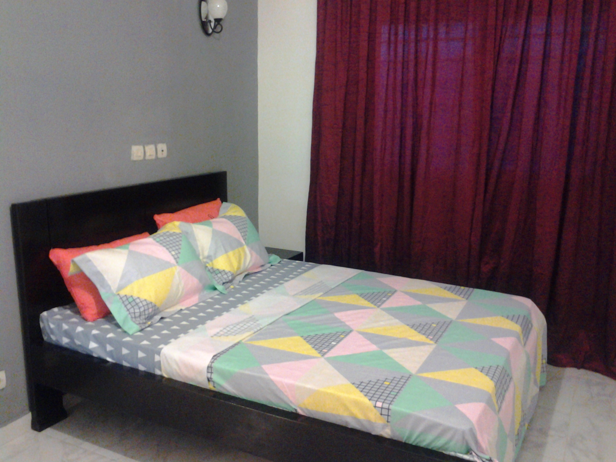 Studio meublé pour un séjour à petit prix Guesthouses for Rent in Abidjan, District des