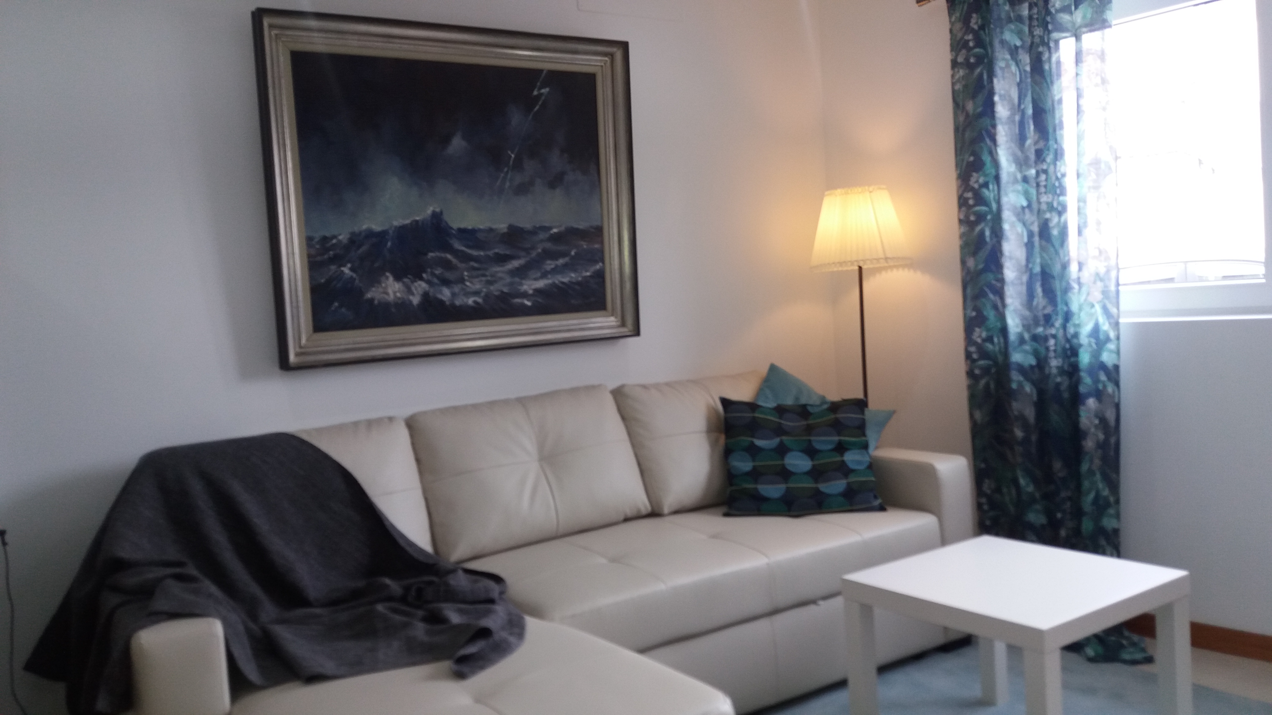 Cozy apartment 80m from the beach.