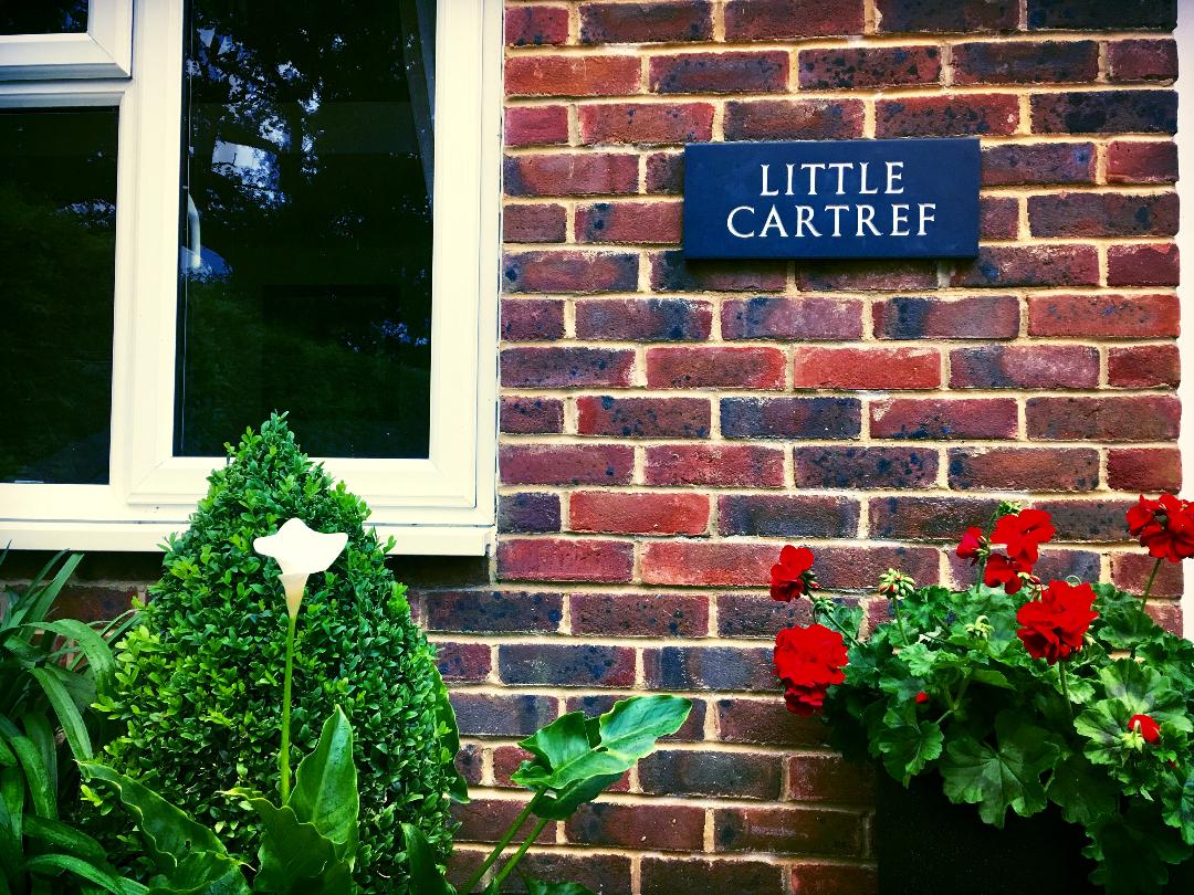 Little Cartref, light, airy, contemporary bungalow