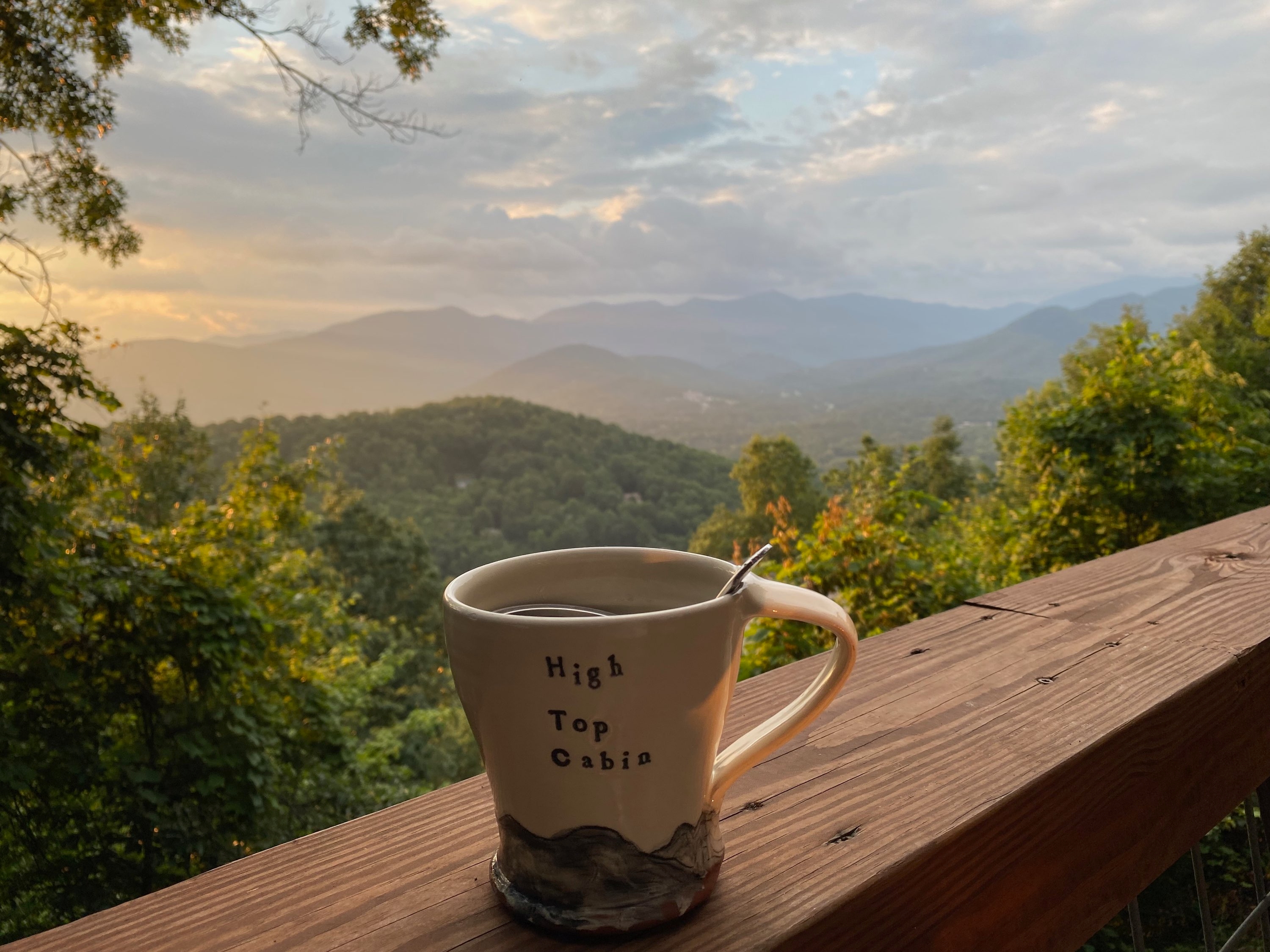 Log cabin, spectacular panoramic views. Cabins for Rent in Black