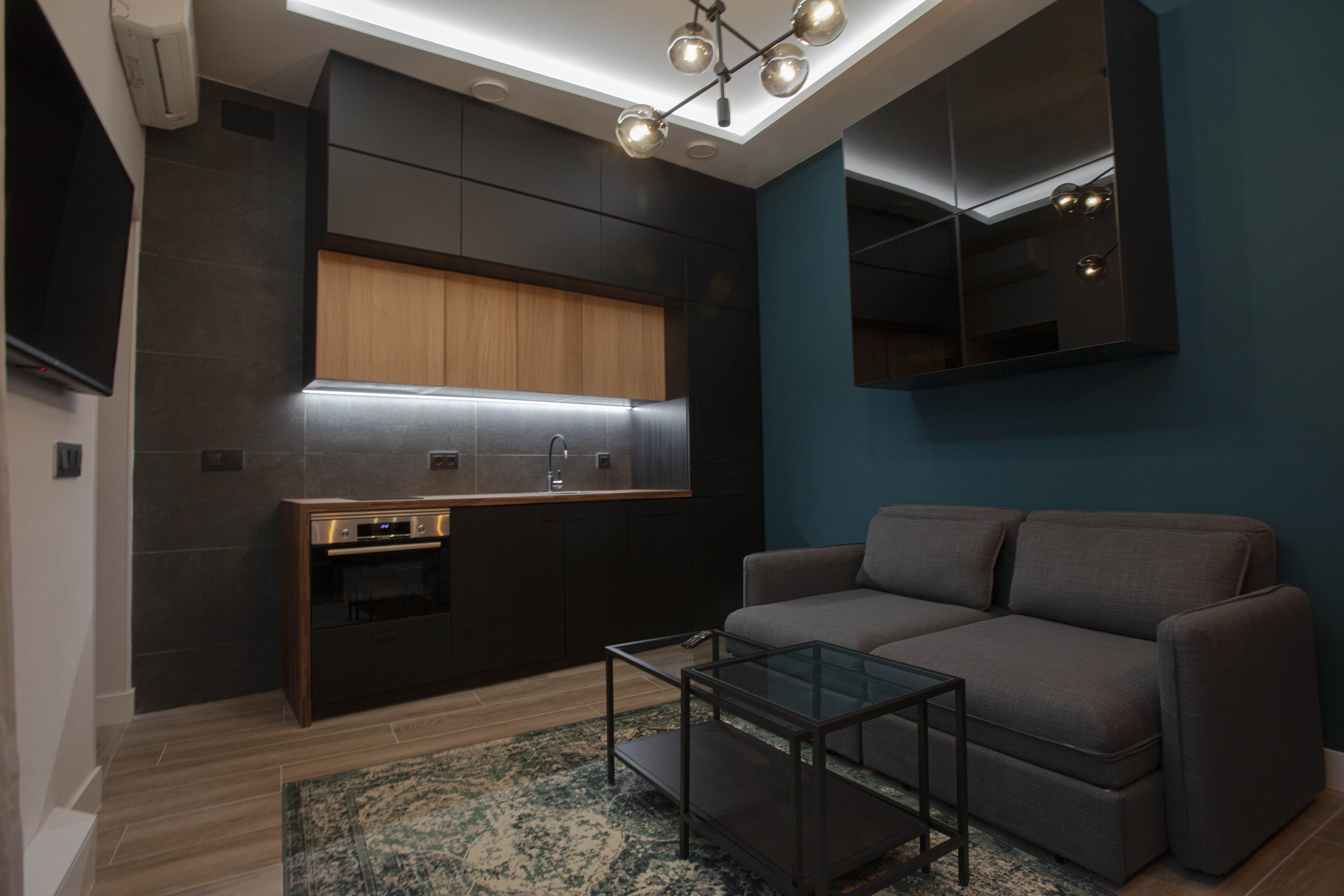 Stylish Apartment in Plaza Santa Ana, Madrid.
