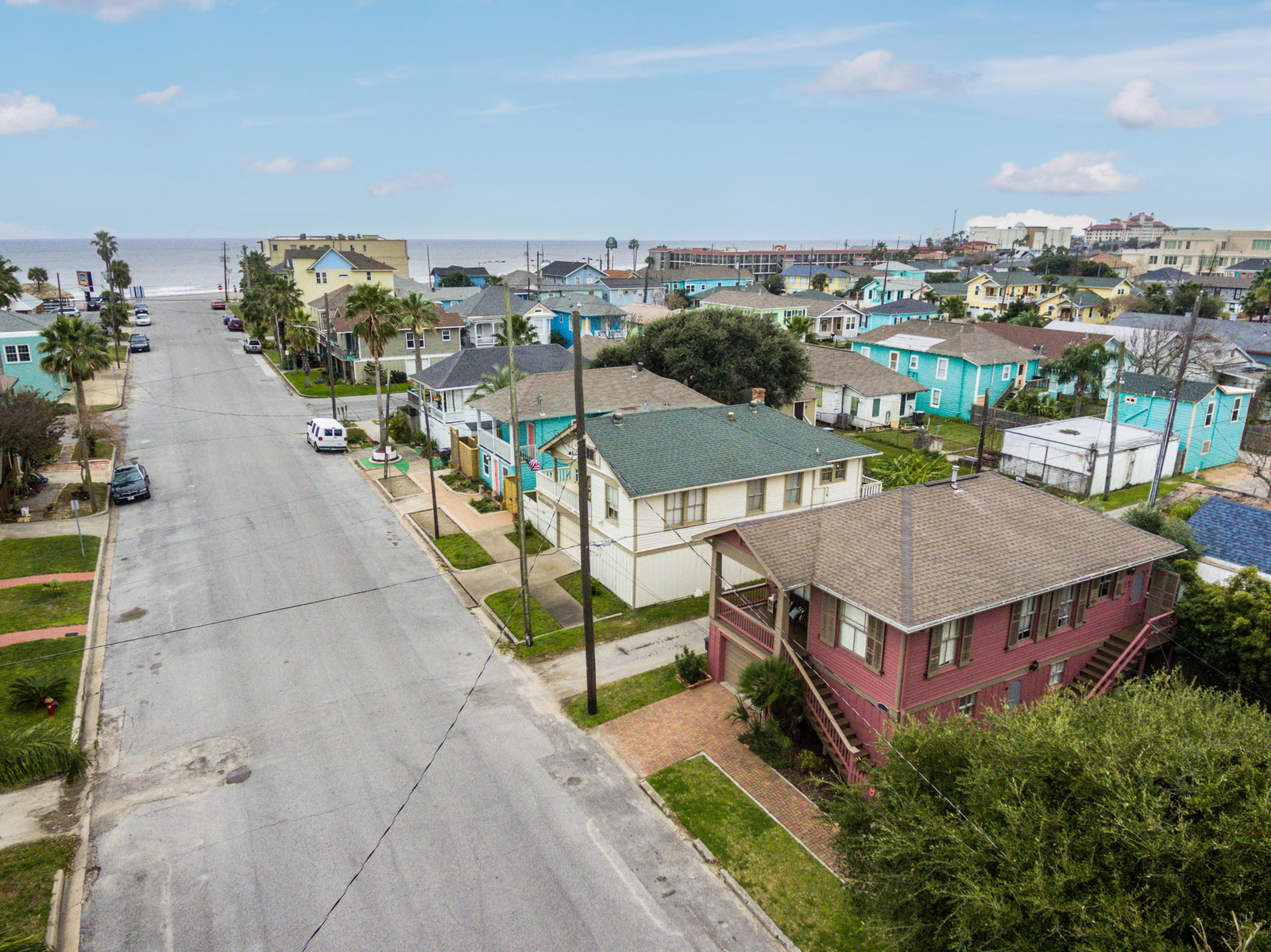 Pink Flamingo Cottage, Galveston Beach View/Walk Cottages for Rent