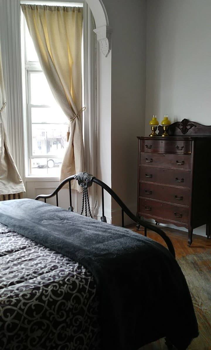 Spacious/Private Two Bedroom Apt in Jersey City in Ward D (councilmember Michael Yun), Jersey City