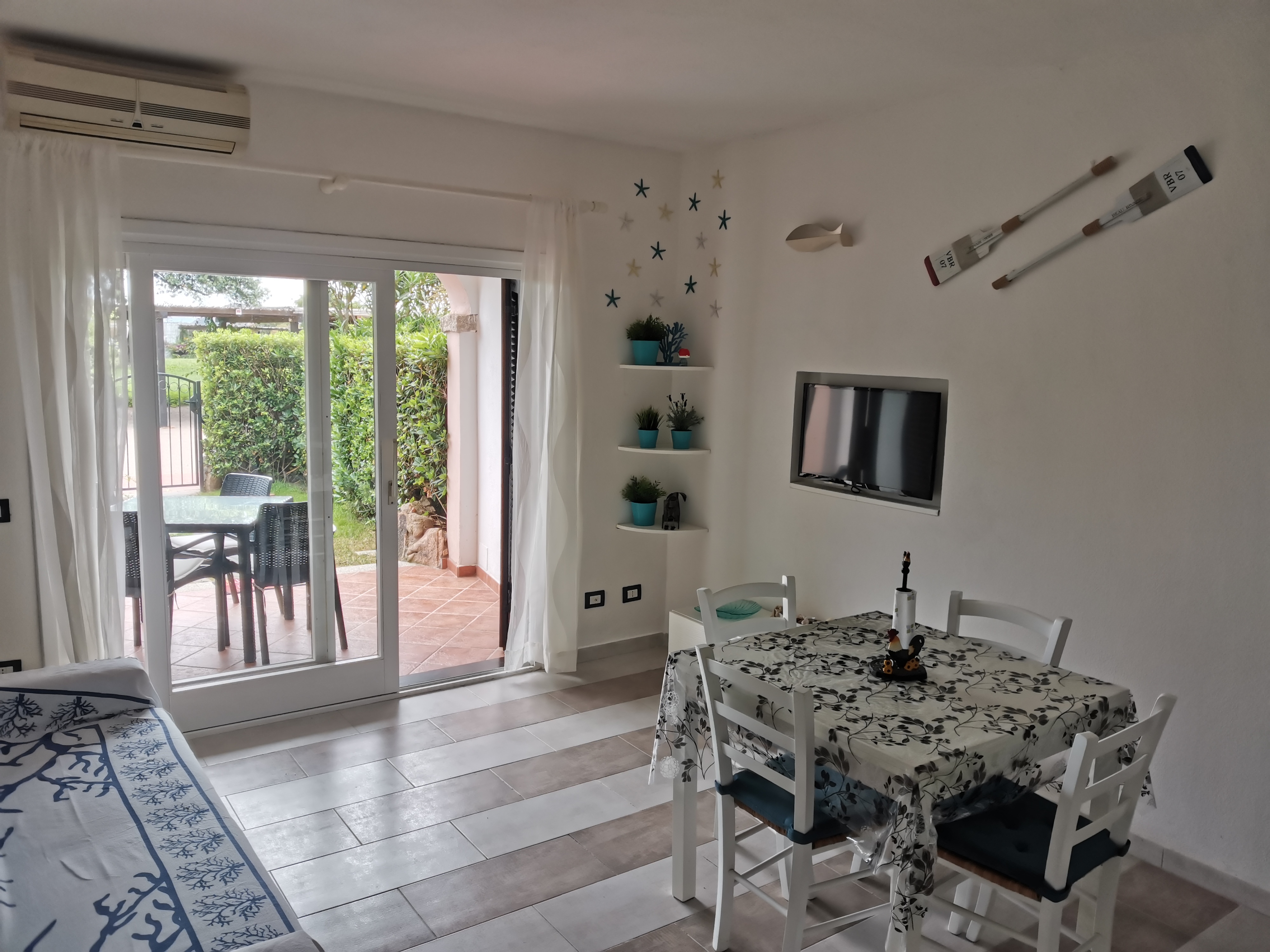 Apartment 300 meters from the renovated sea