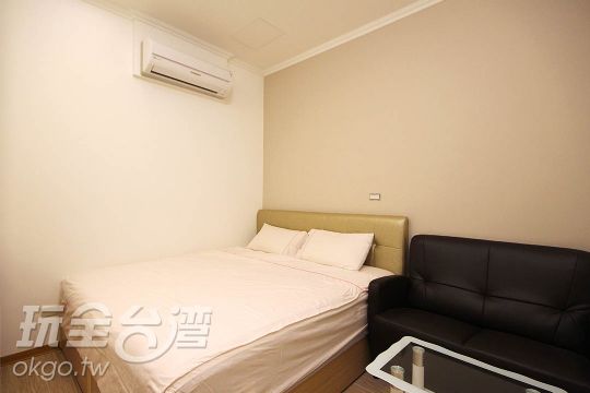 Two-person room