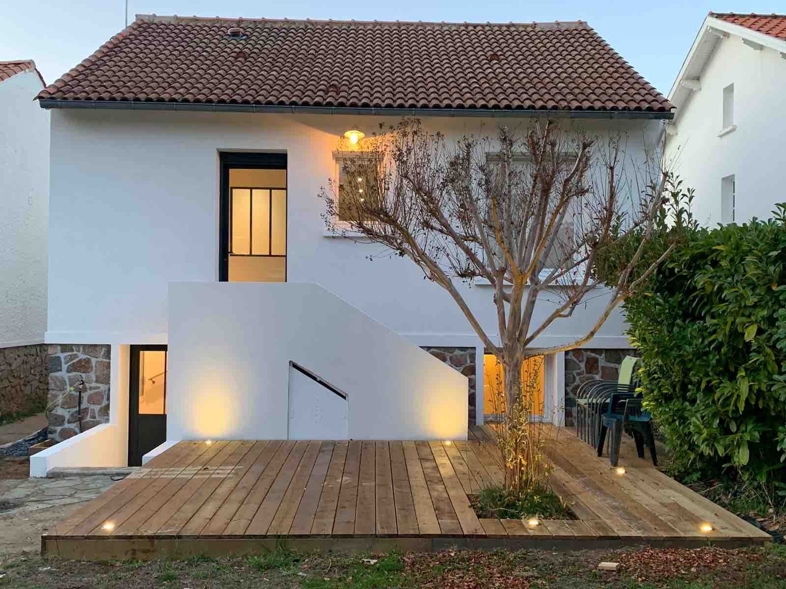 Lovely Renovated Beachfront House