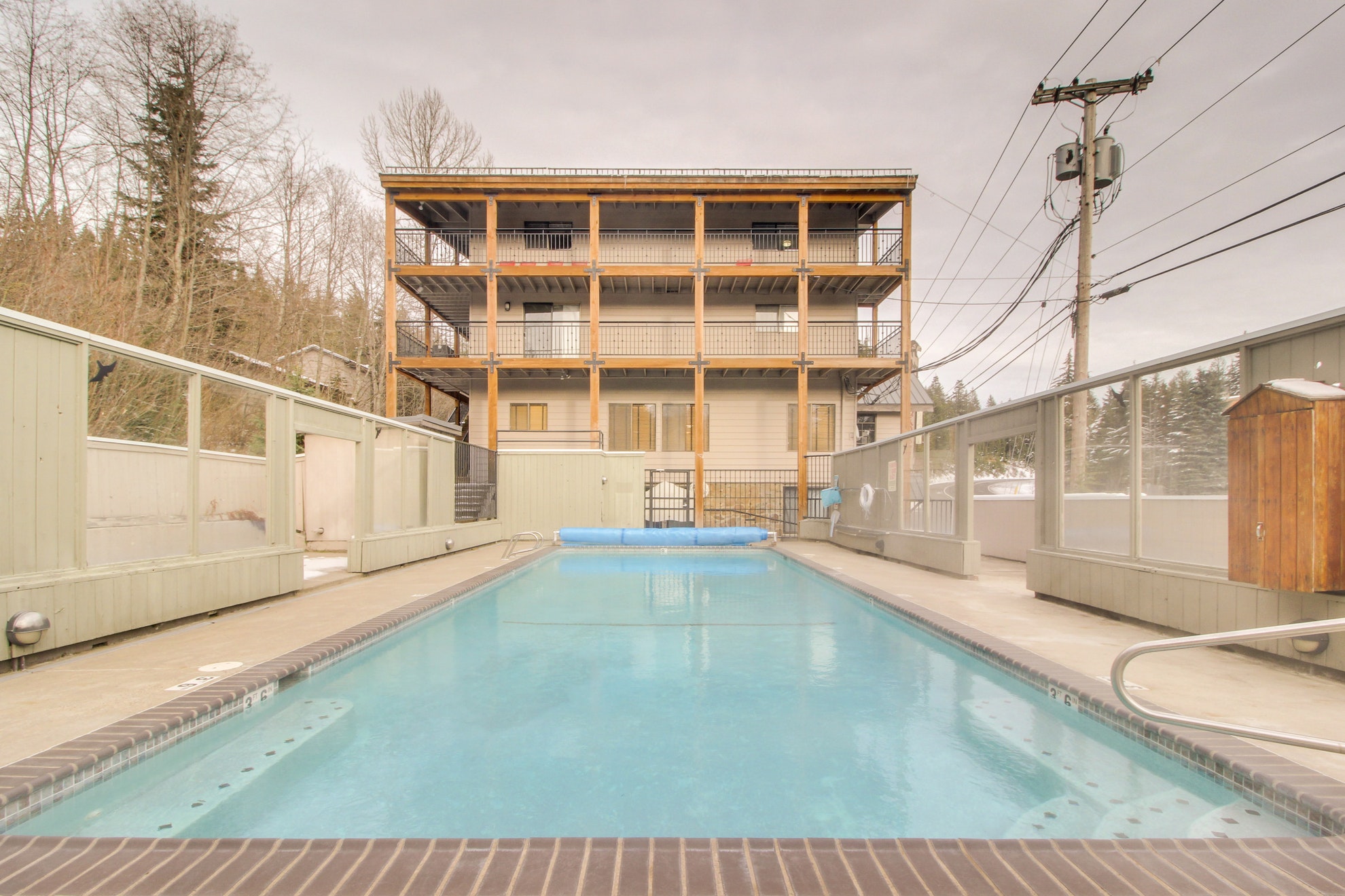 Thunderhead Lodge 201 cozy condo near Gov. Camp Condominiums for