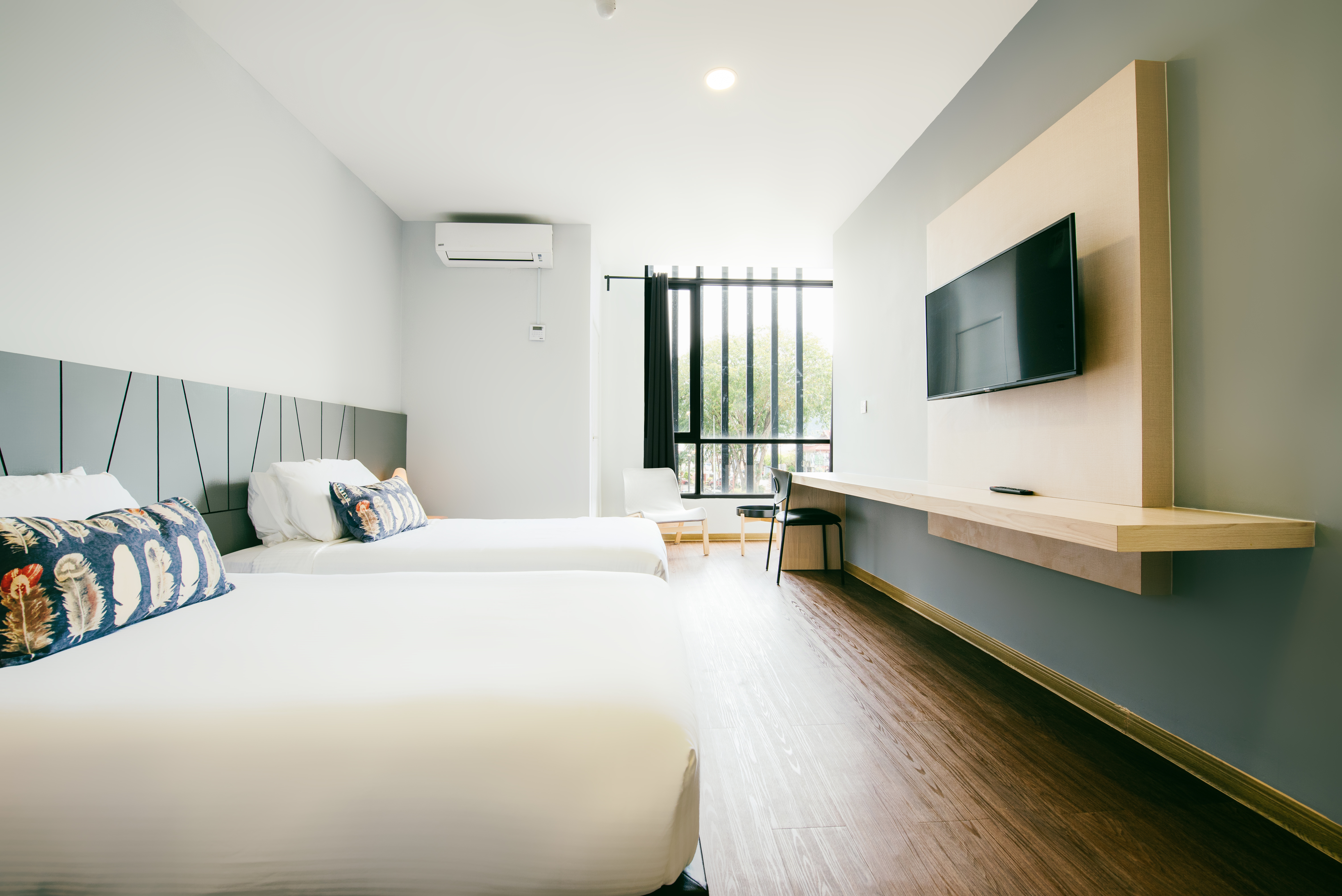 [City View] 2 Super Single Beds for Travel Buddies