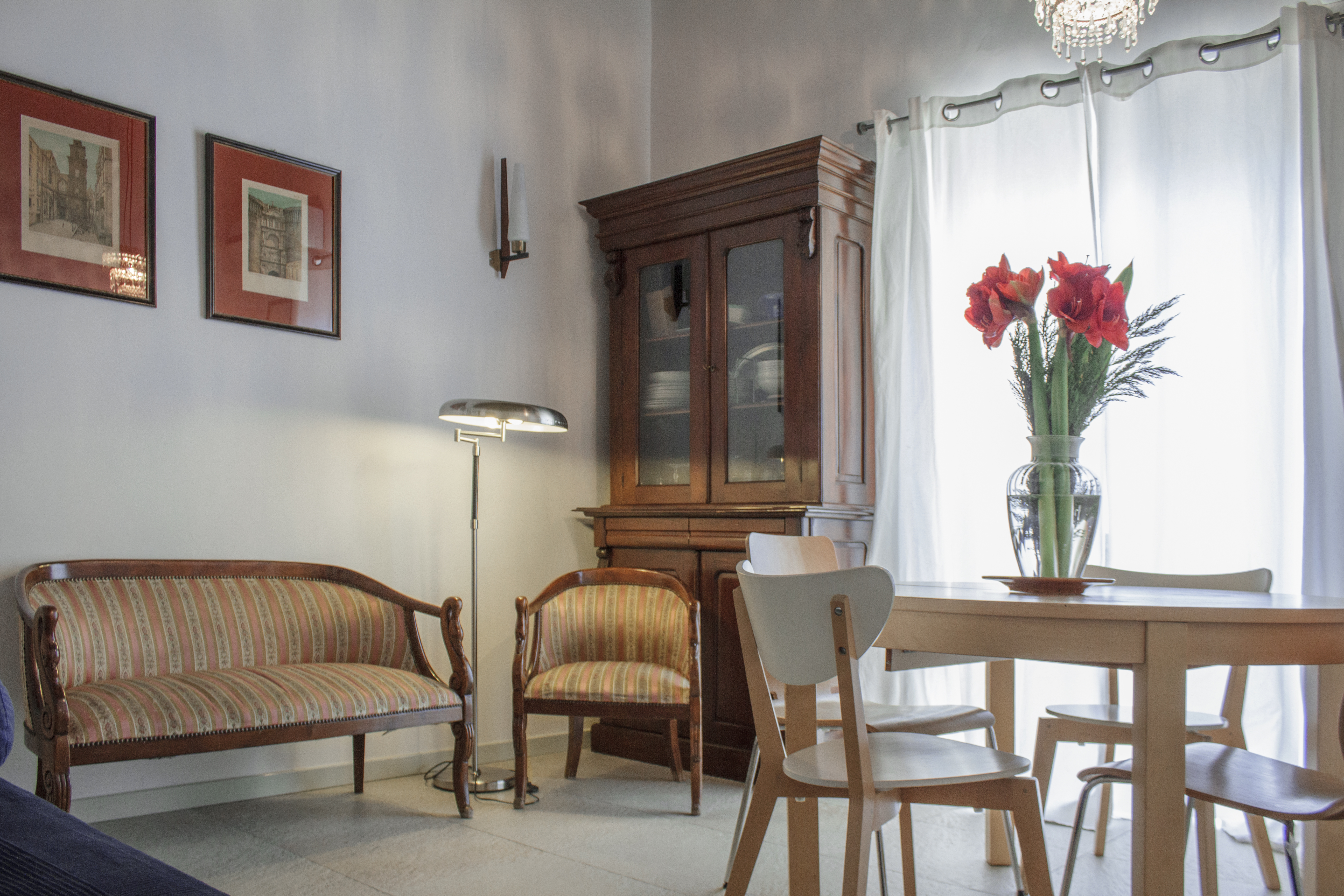 Old town flat Napoli in San Lorenzo, Naples