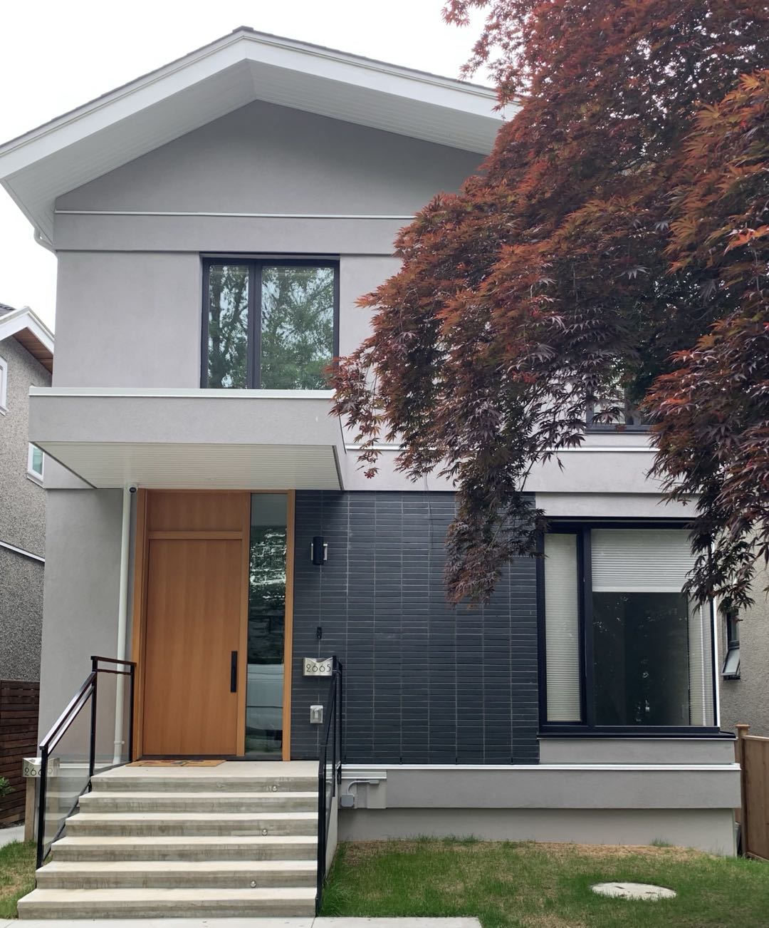 Spacious suite in Kits, AC/total privacy/quiet/UBC