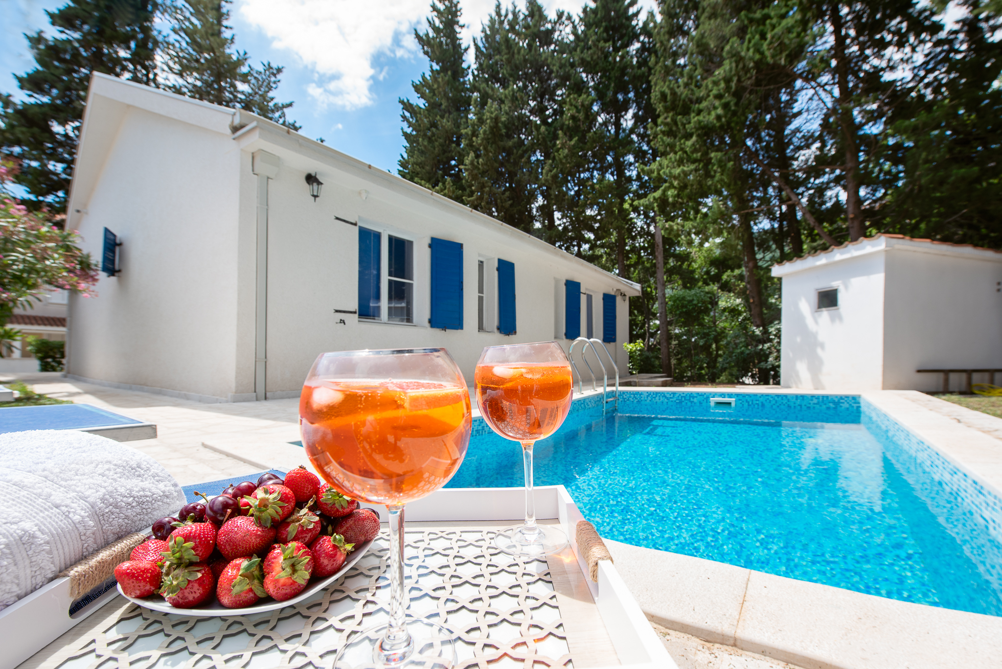 Mediterranean vacation home with pool, Petrovac