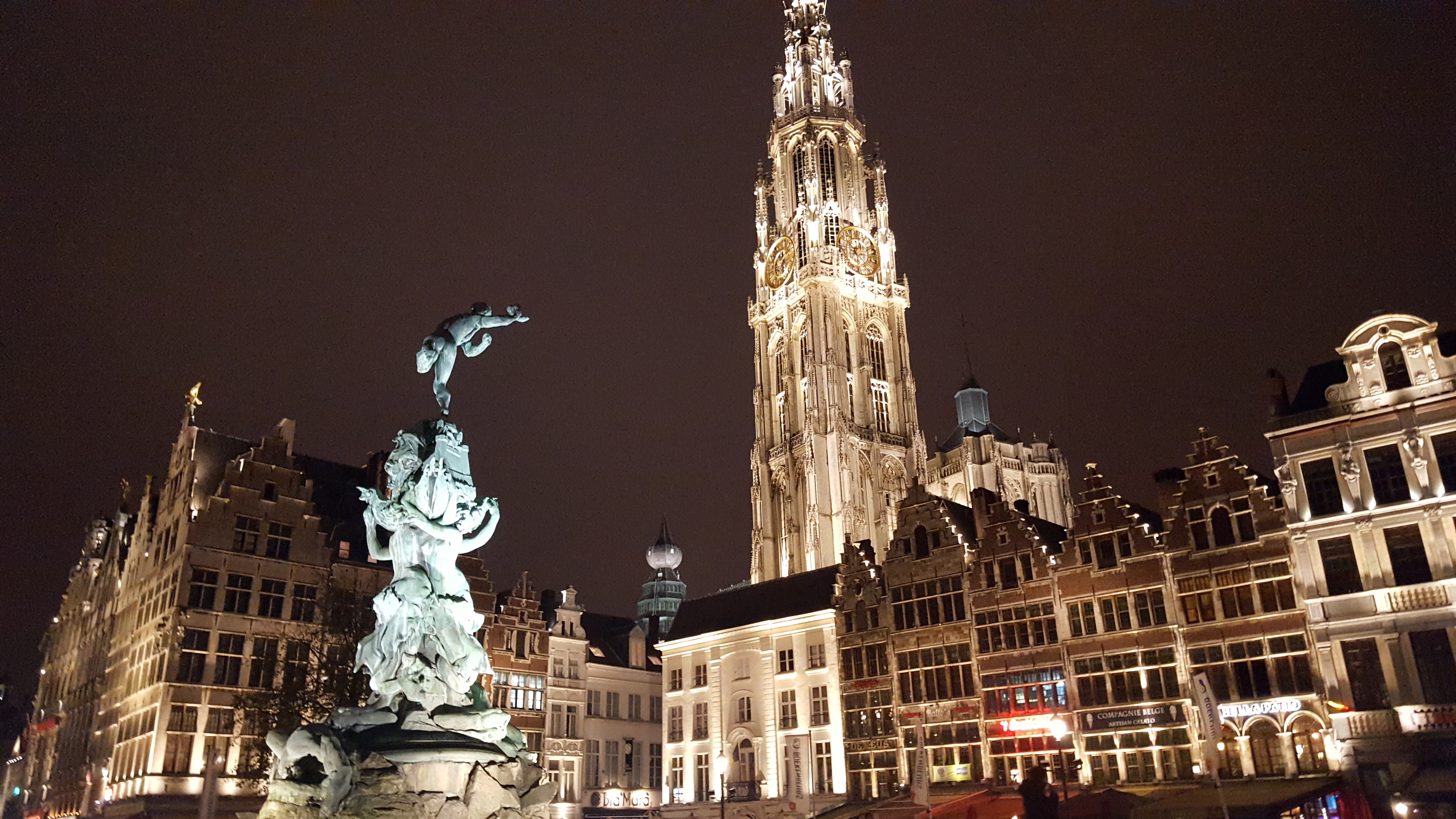 AAA location, Romantic studio 2* heart of Antwerp. in Historisch Centrum, Antwerp