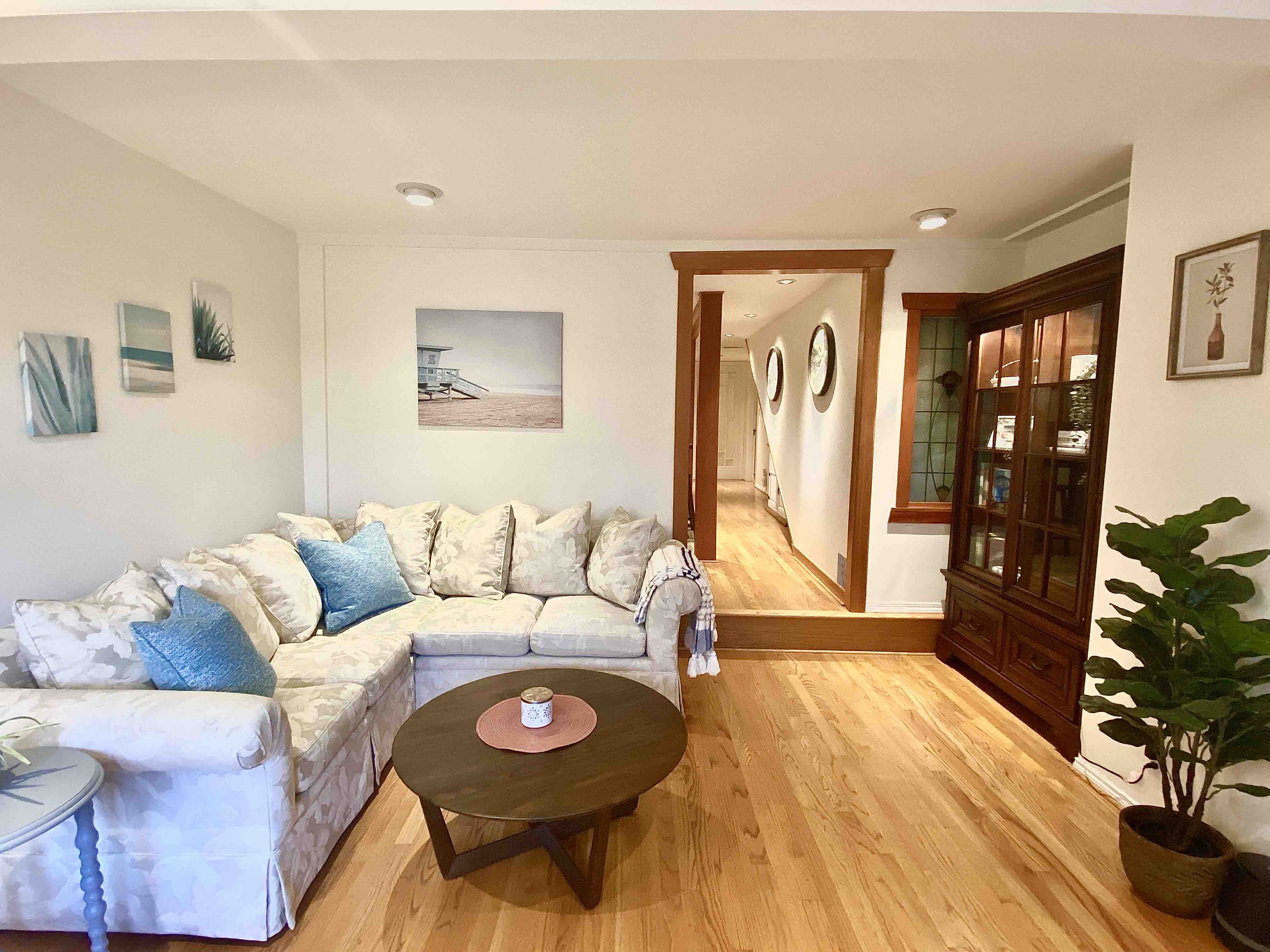 Beautiful Dunbar guest suite close to UBC