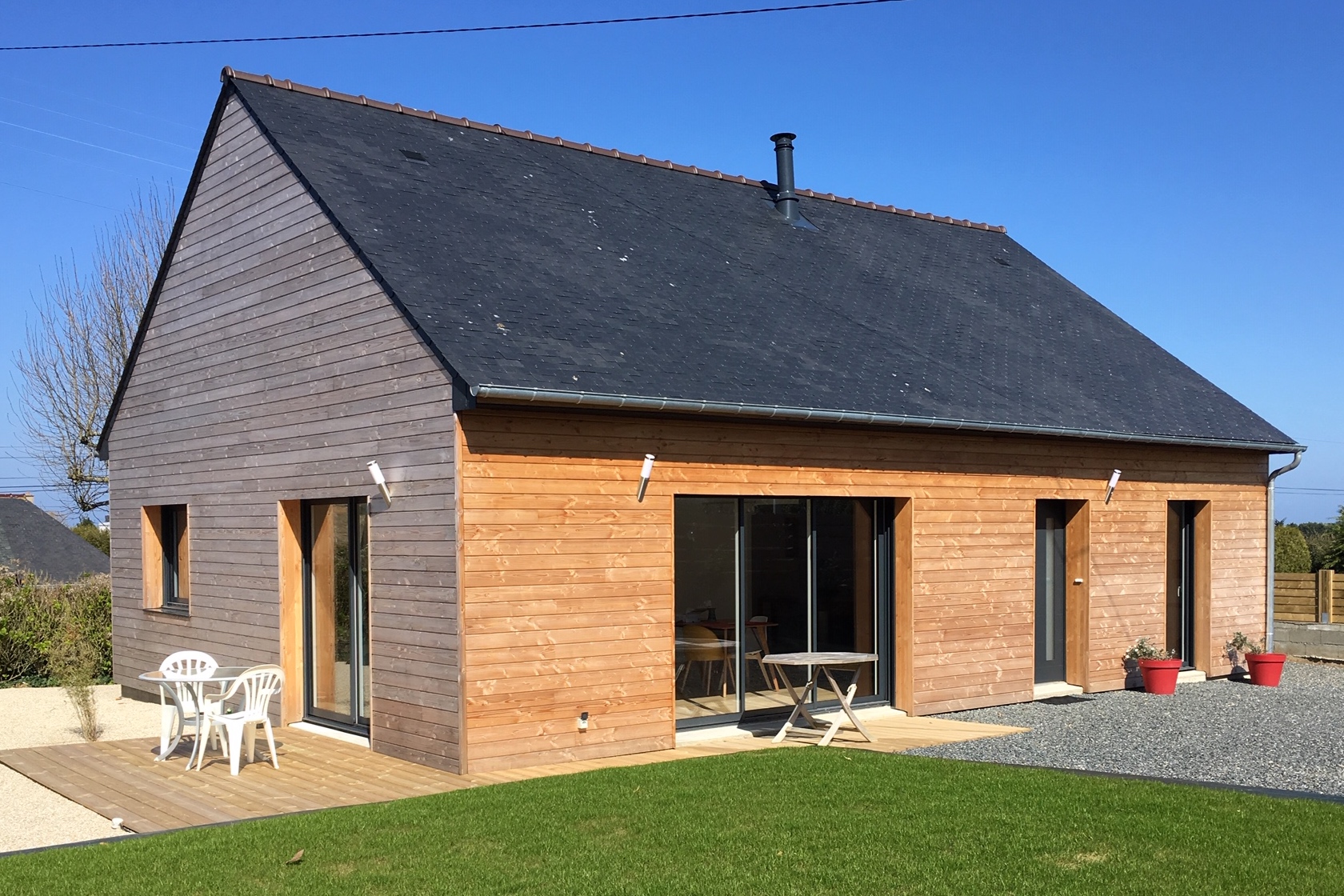 Modern house 1,5 km from the Sea