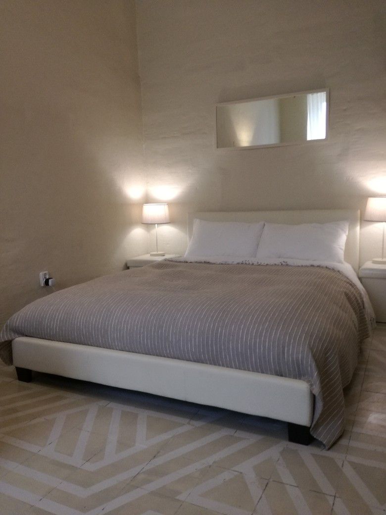Family studio B Cottonera