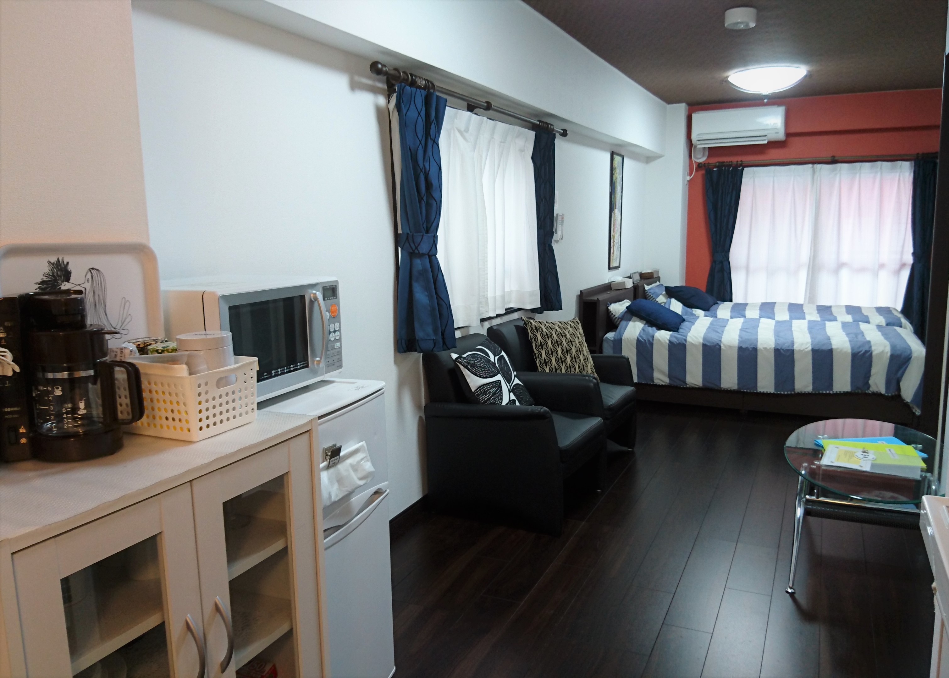 Shibuya Crossing, Spacious Apt. 401, No Elevator