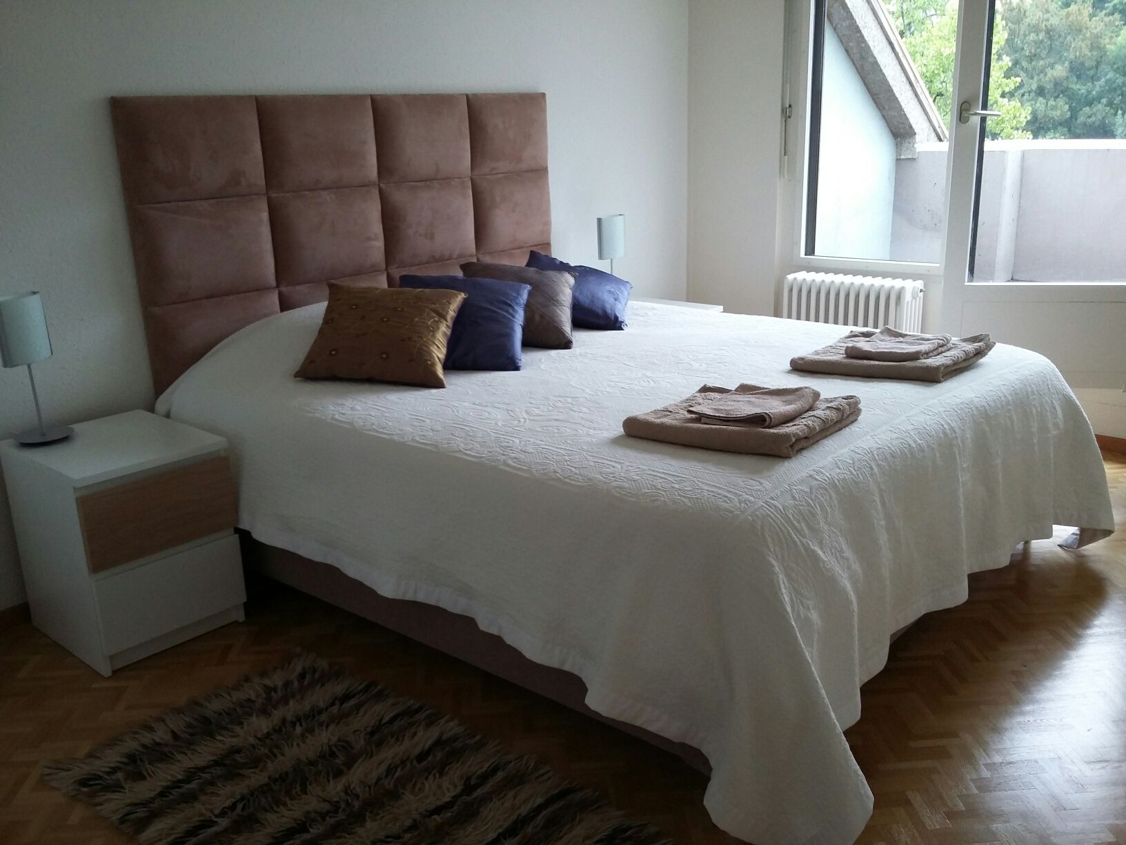 Self-contained exec suite in Commune de Genève, Geneva