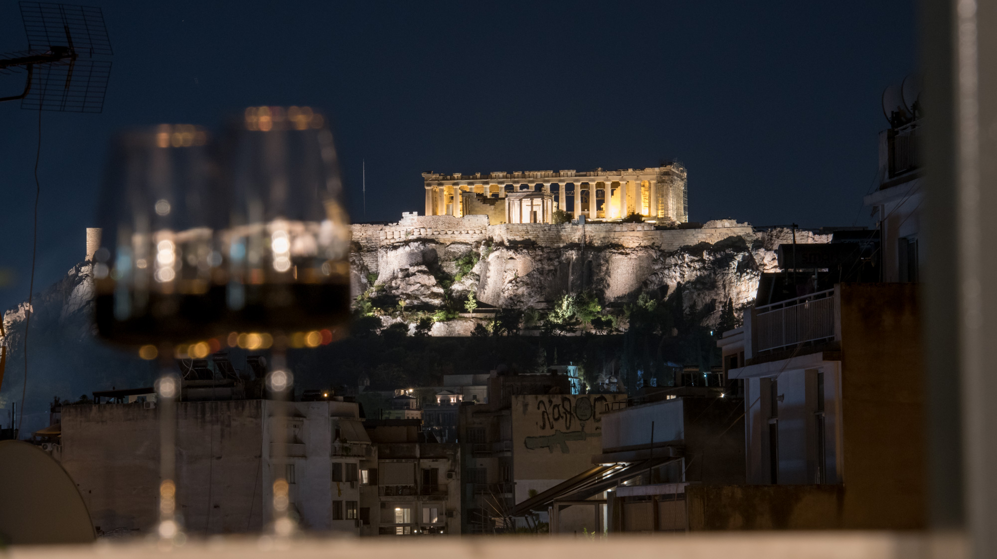 Luxury at the foot of Acropolis