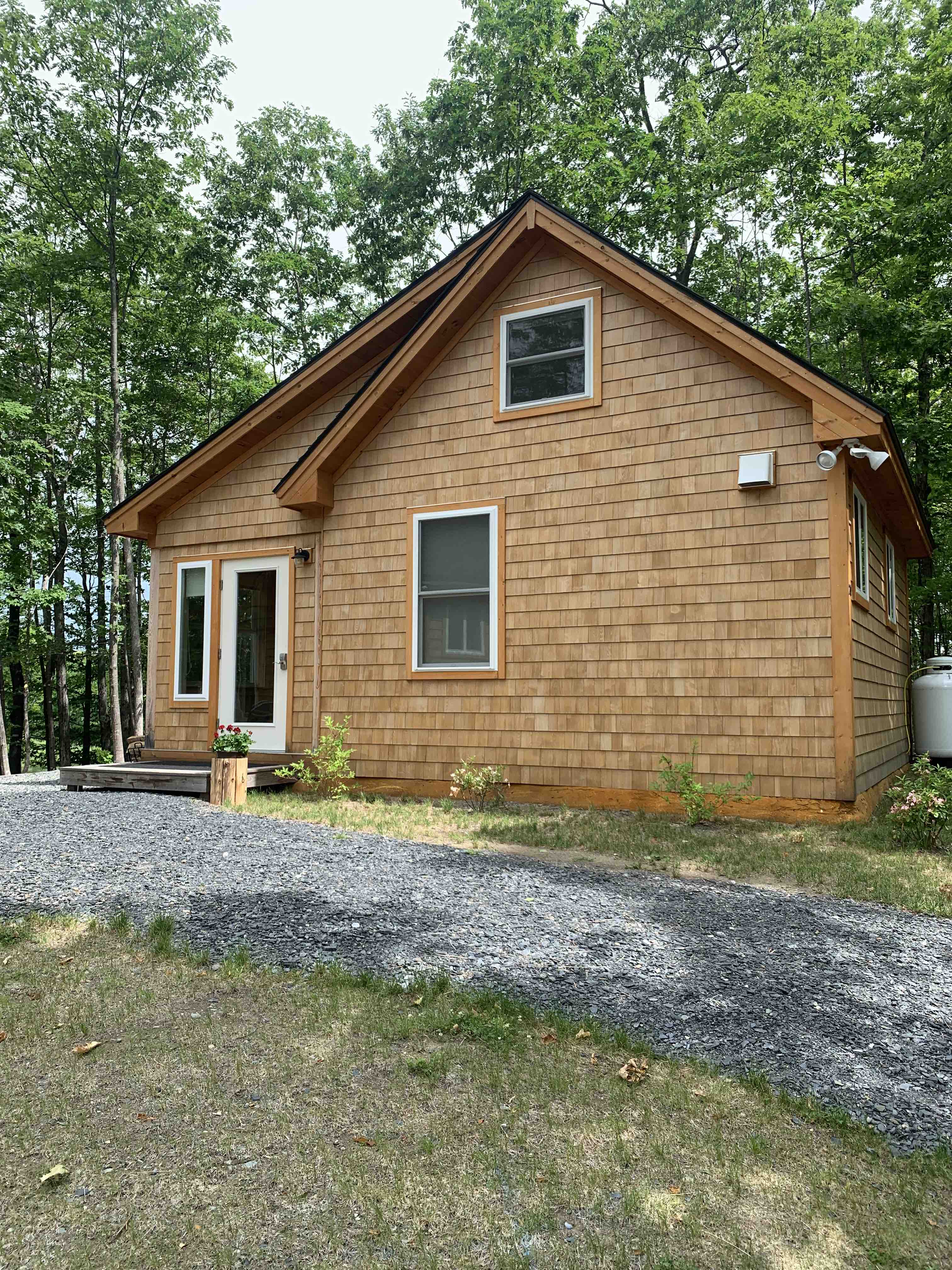 Log Cabin Inn Maine - jv49t9r