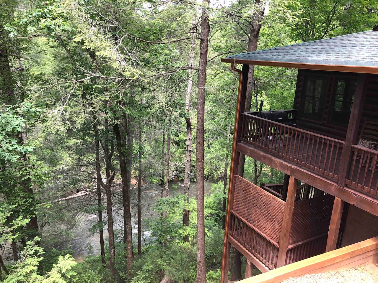 Creekside Bliss Cabins for Rent in Ellijay, United States