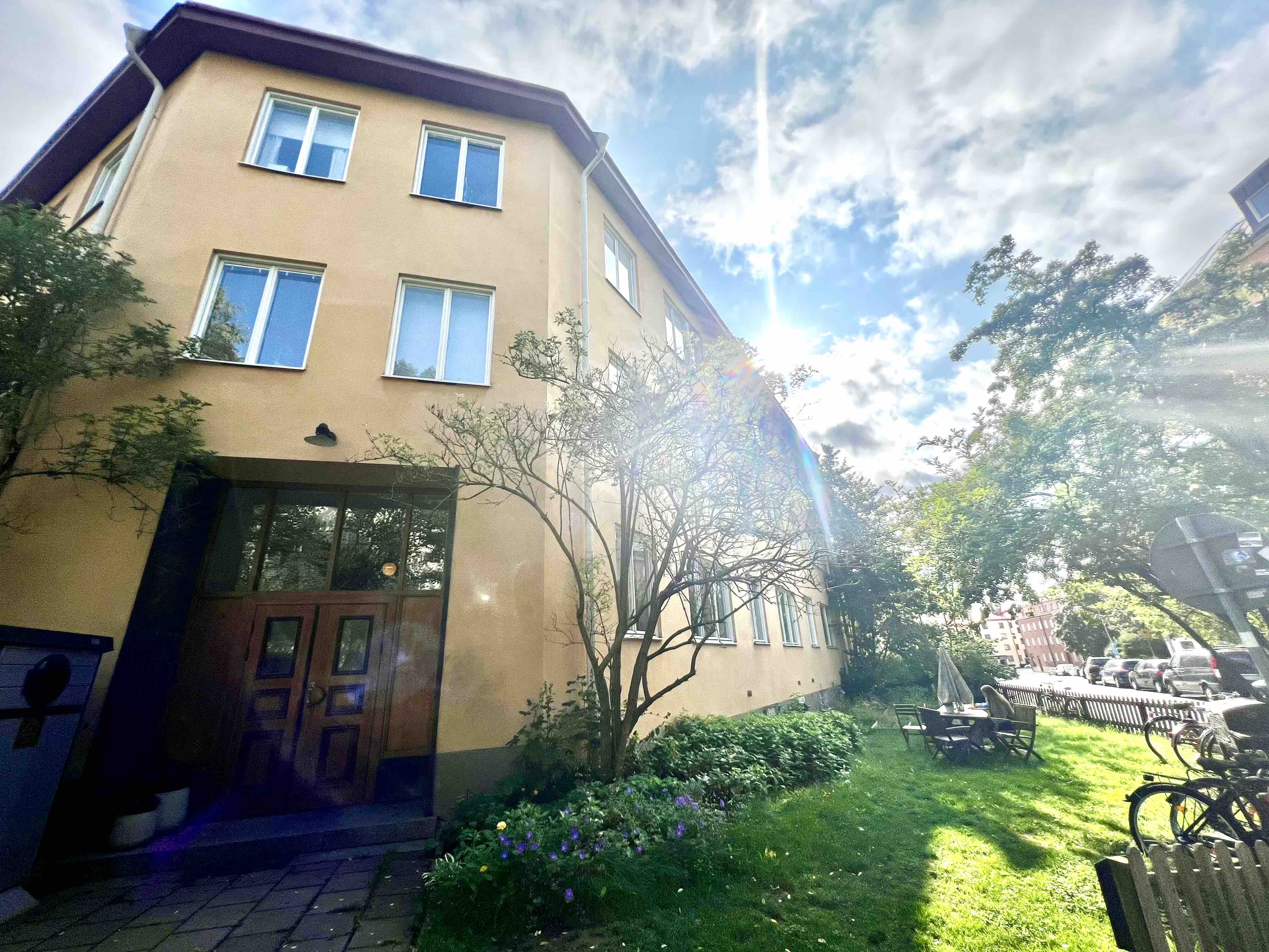 Cosy, central apartment in trendy neighbourhood
