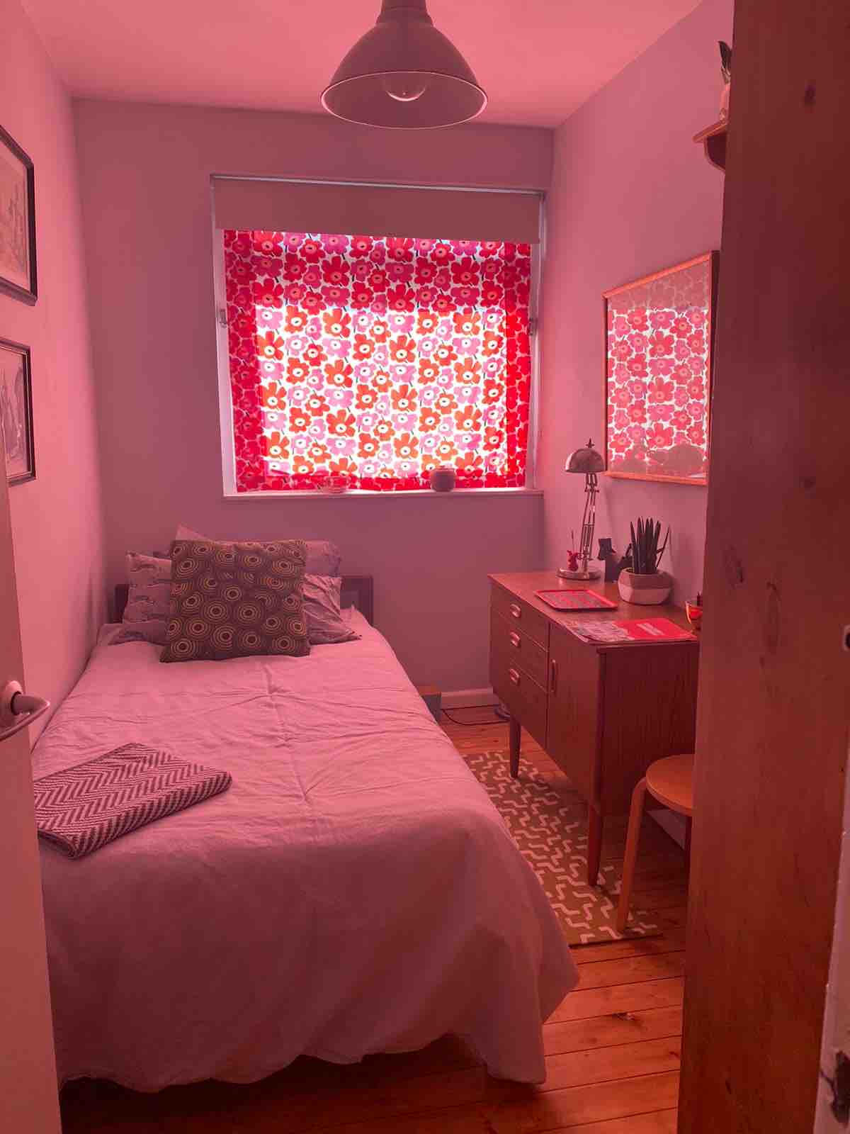 Very central room in London