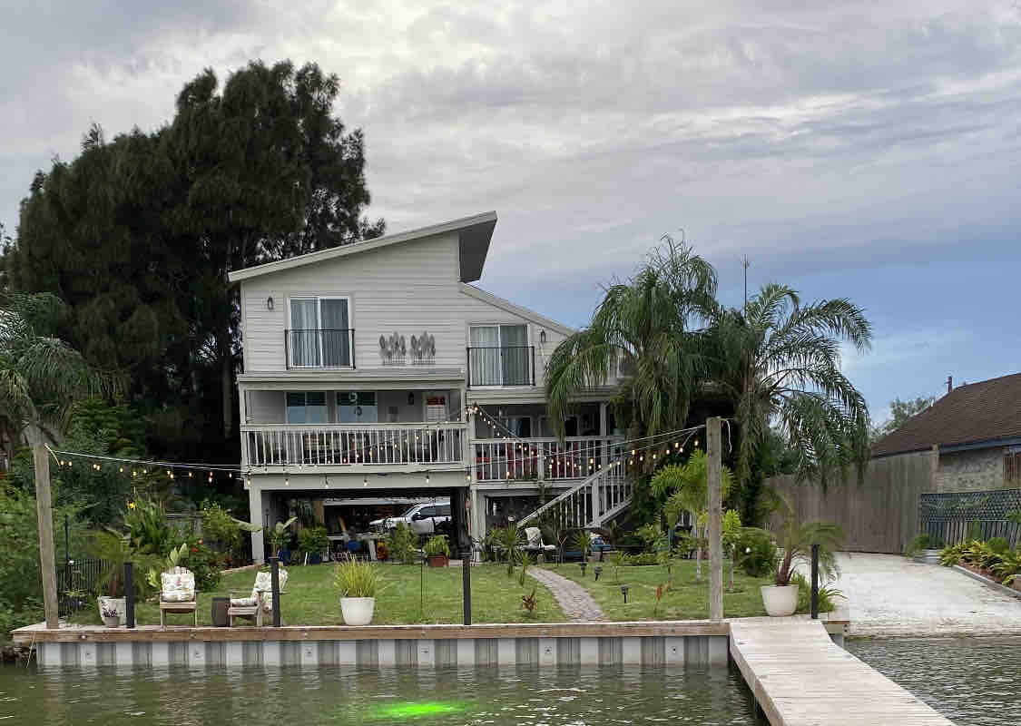Tiki House at Arroyo City TX River Waterfront Houses for Rent in Rio