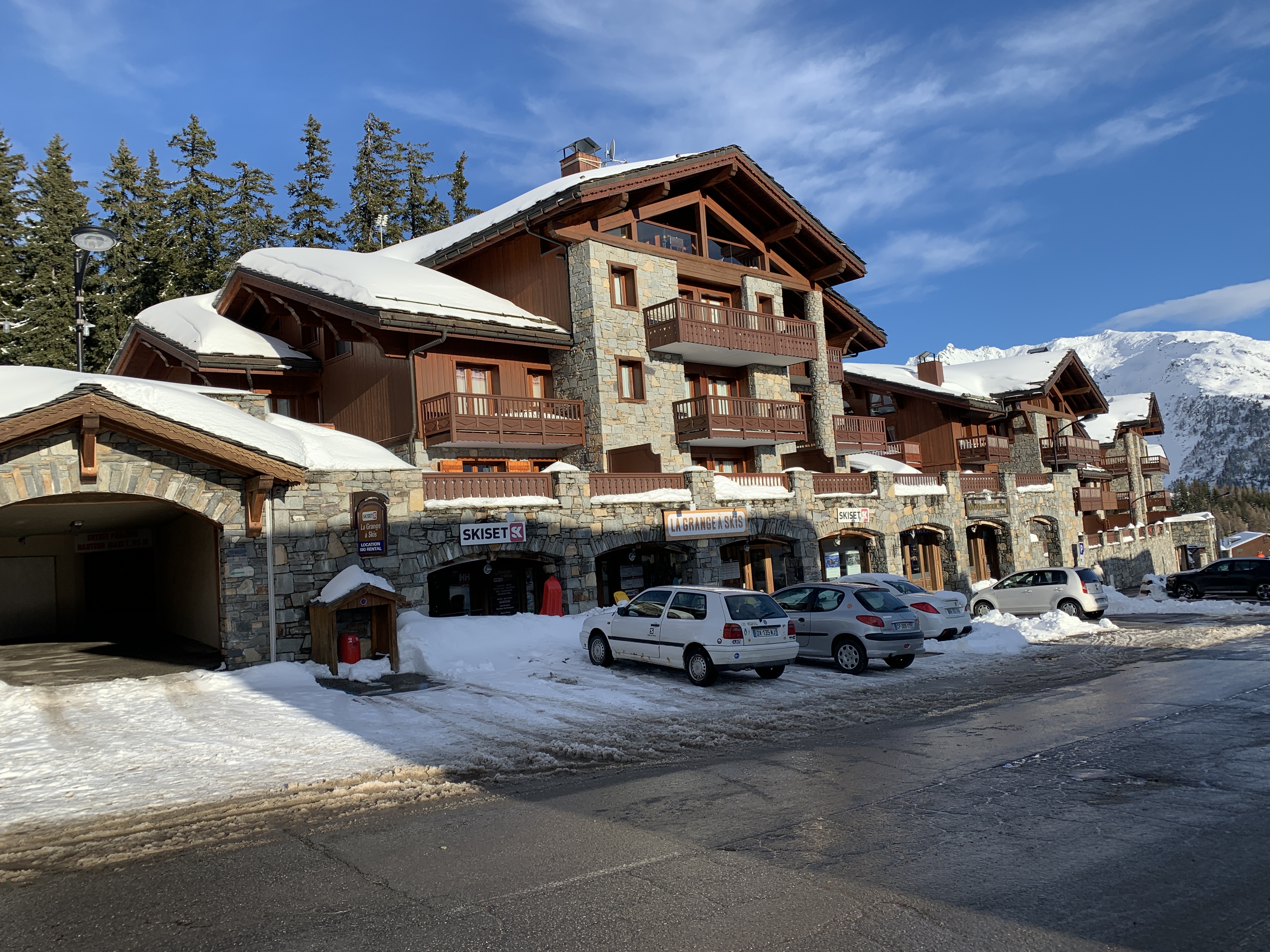 Beautiful apartment 8 people near slopes/heart of resort
