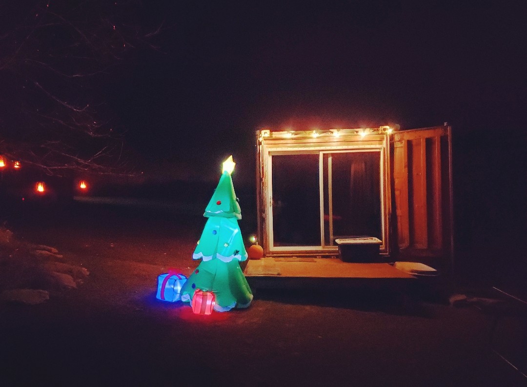 Rustic Container Cabin near Ark & Bourbon Trail Cabins for Rent in