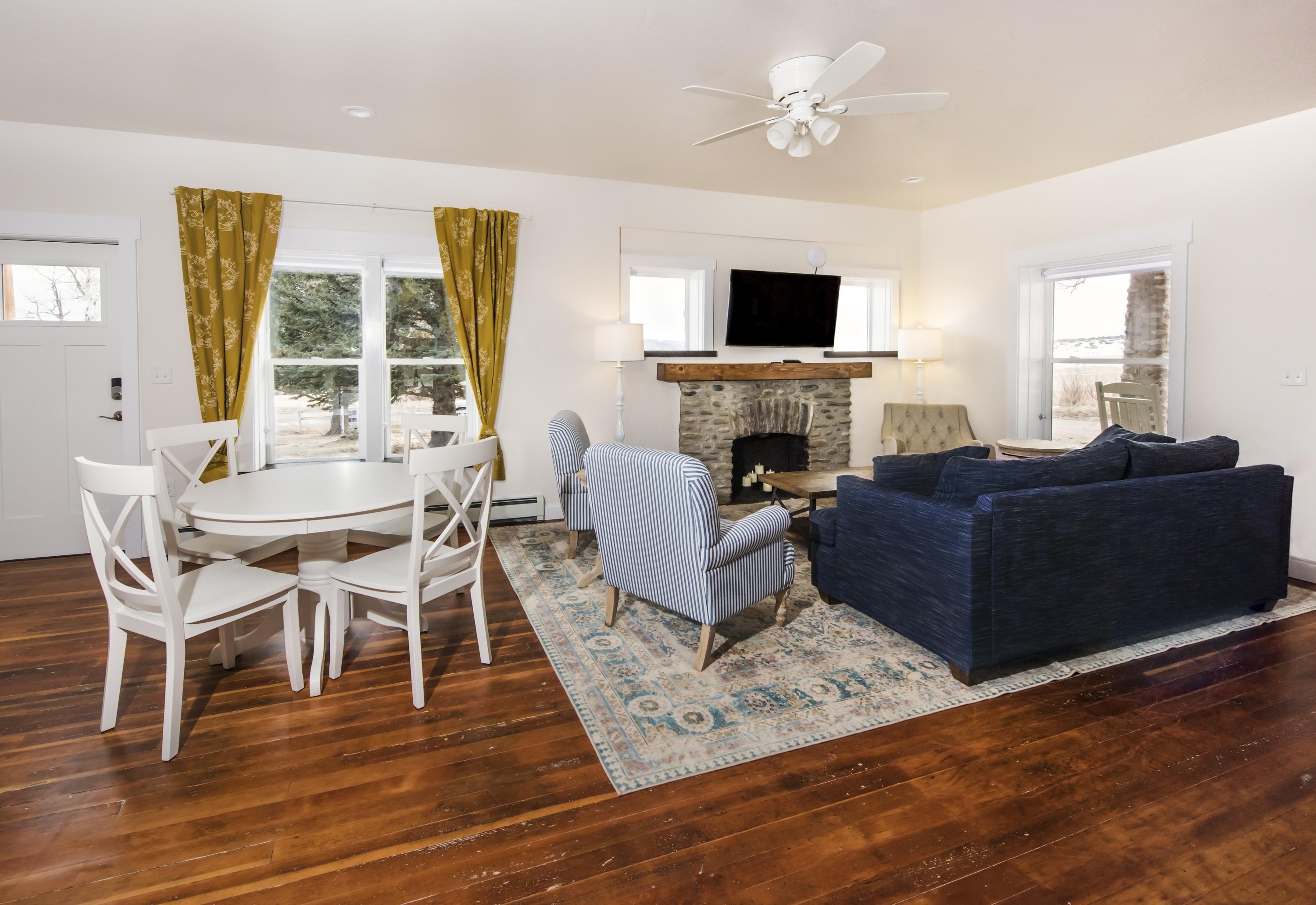 Charming Cottage-Mountain & Valley Views-Dark Sky
