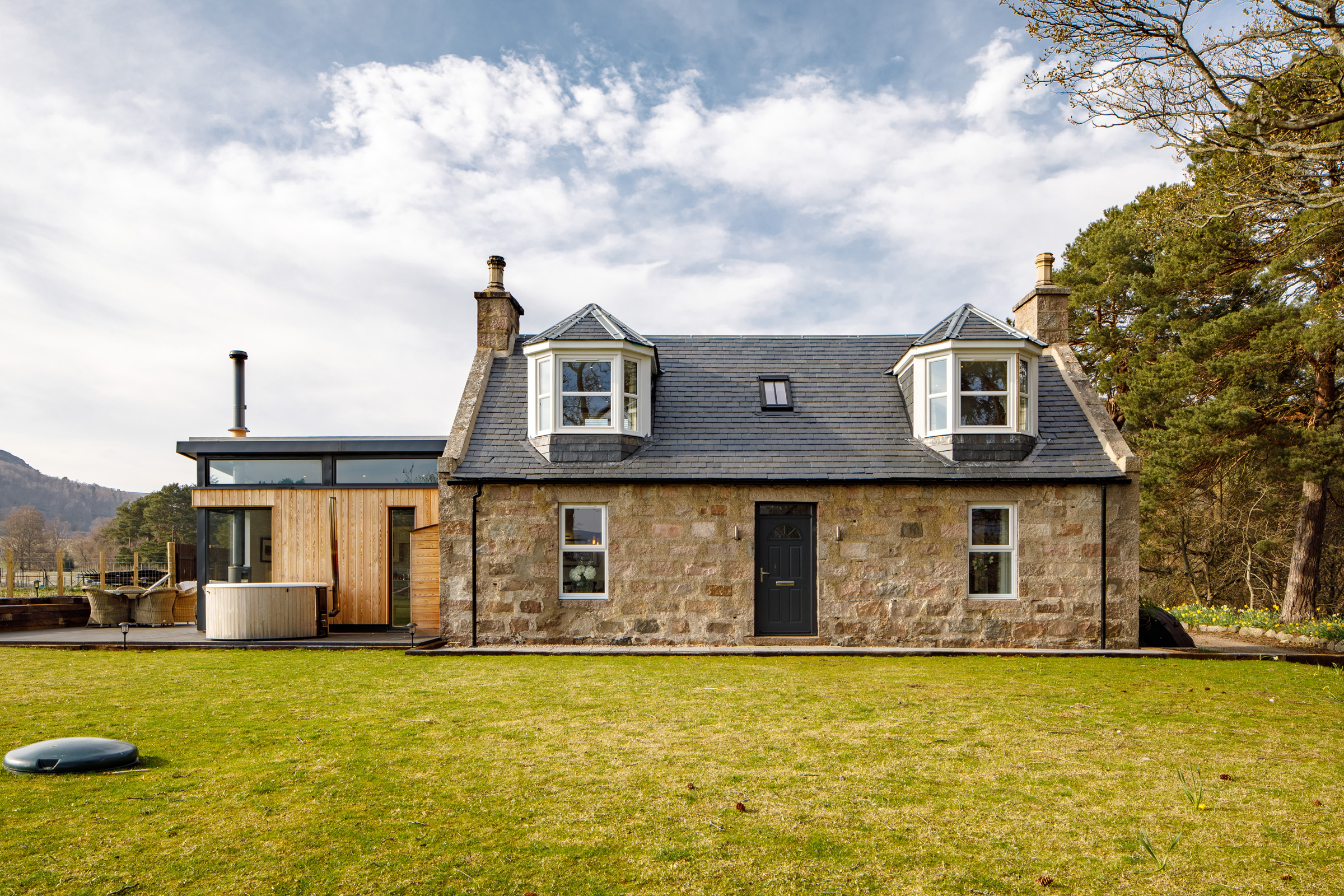Gorgeous Cottage With Wood Burning Stove Hot Tub Cottages For Rent In Ballater Scotland United Kingdom