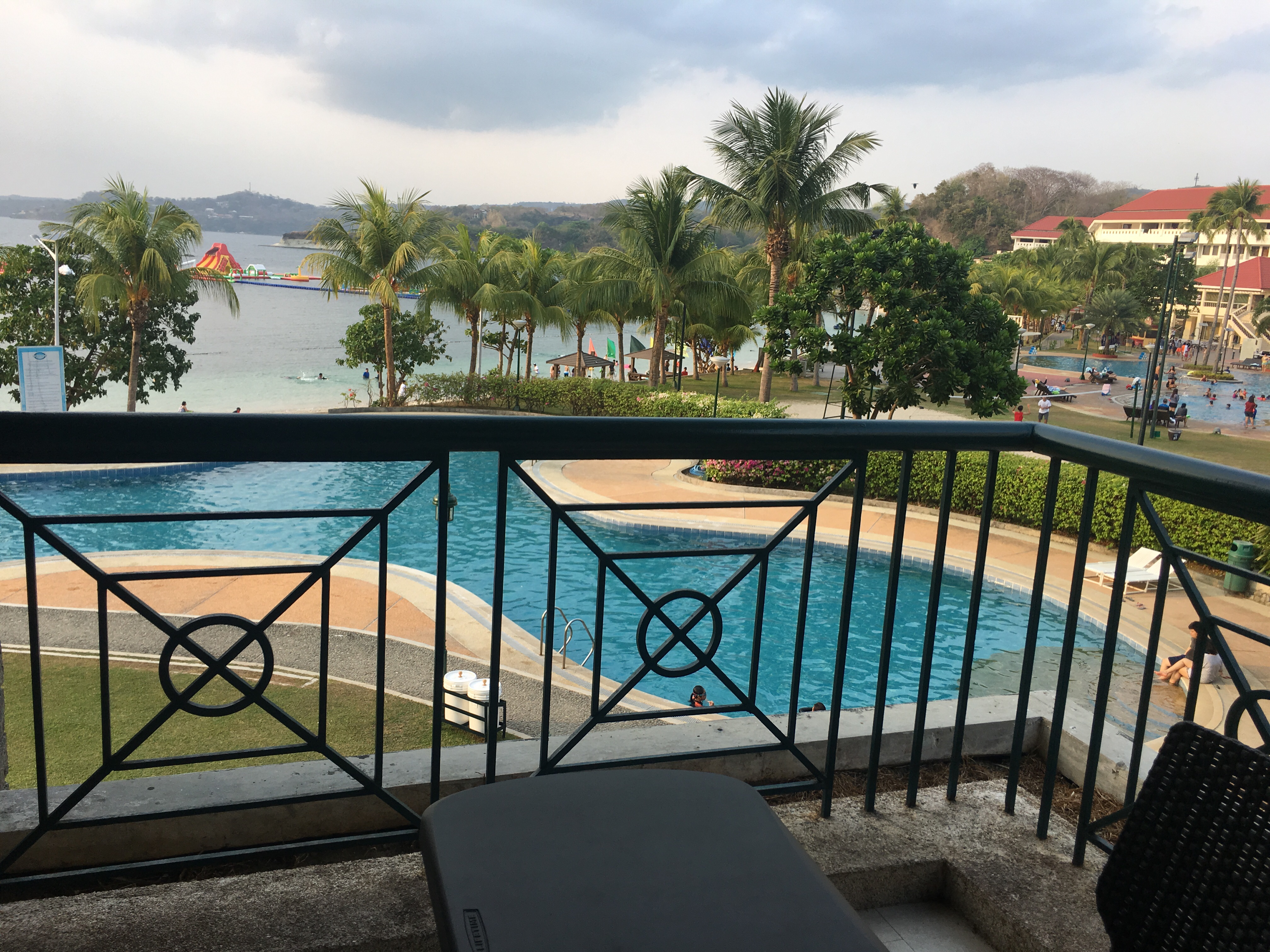 beachfront2 condo in nasugbu batangas flats for rent in nasugbu batangas philippines