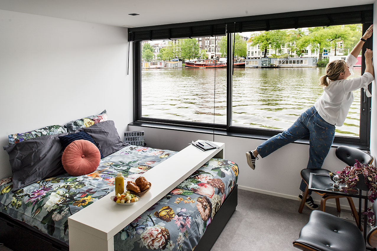 Houseboat.712; Coronaproof! Private airconditioned — Amsterdam stay