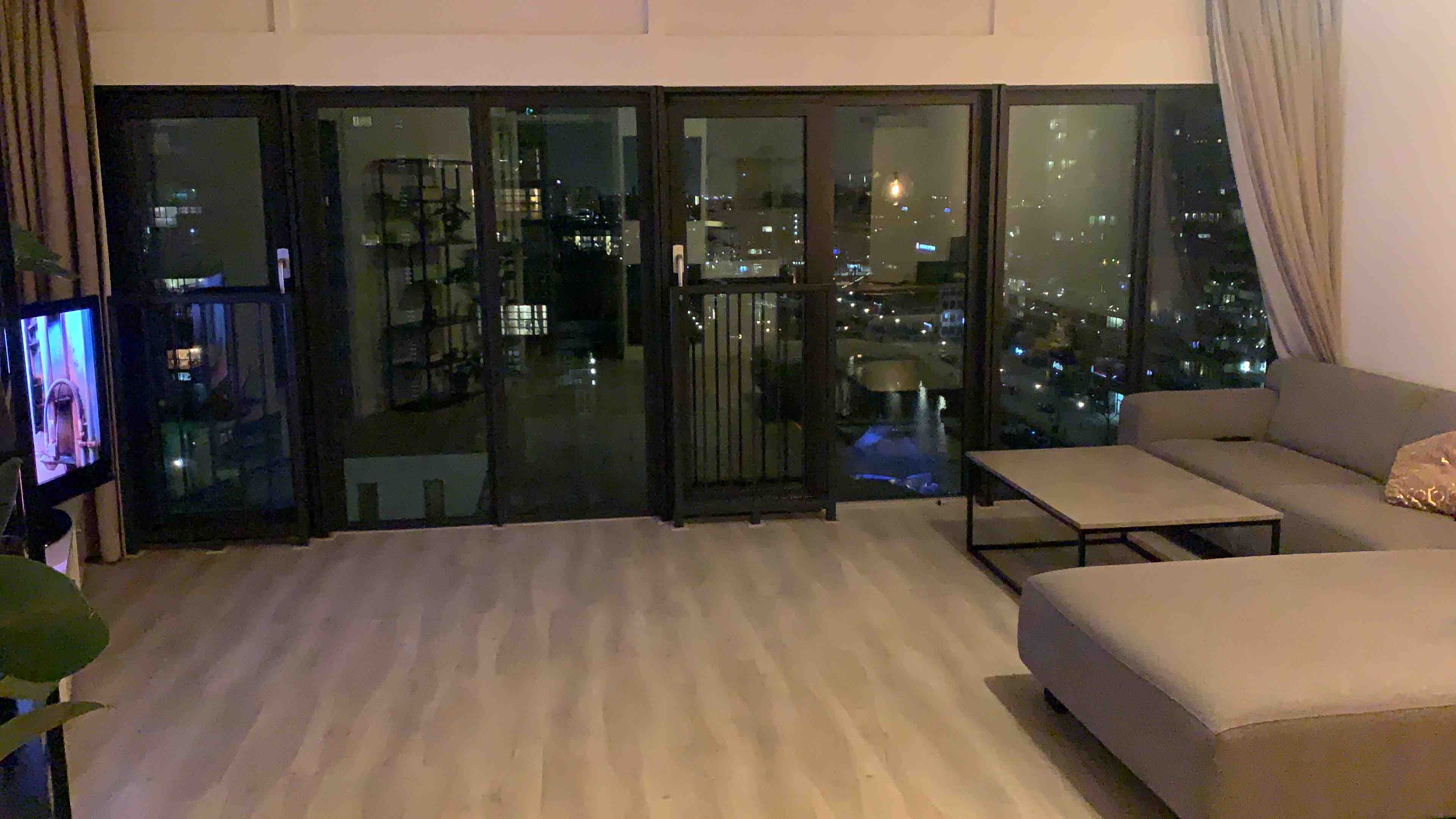 Beautiful Apt with VIEW citycenter FREE park