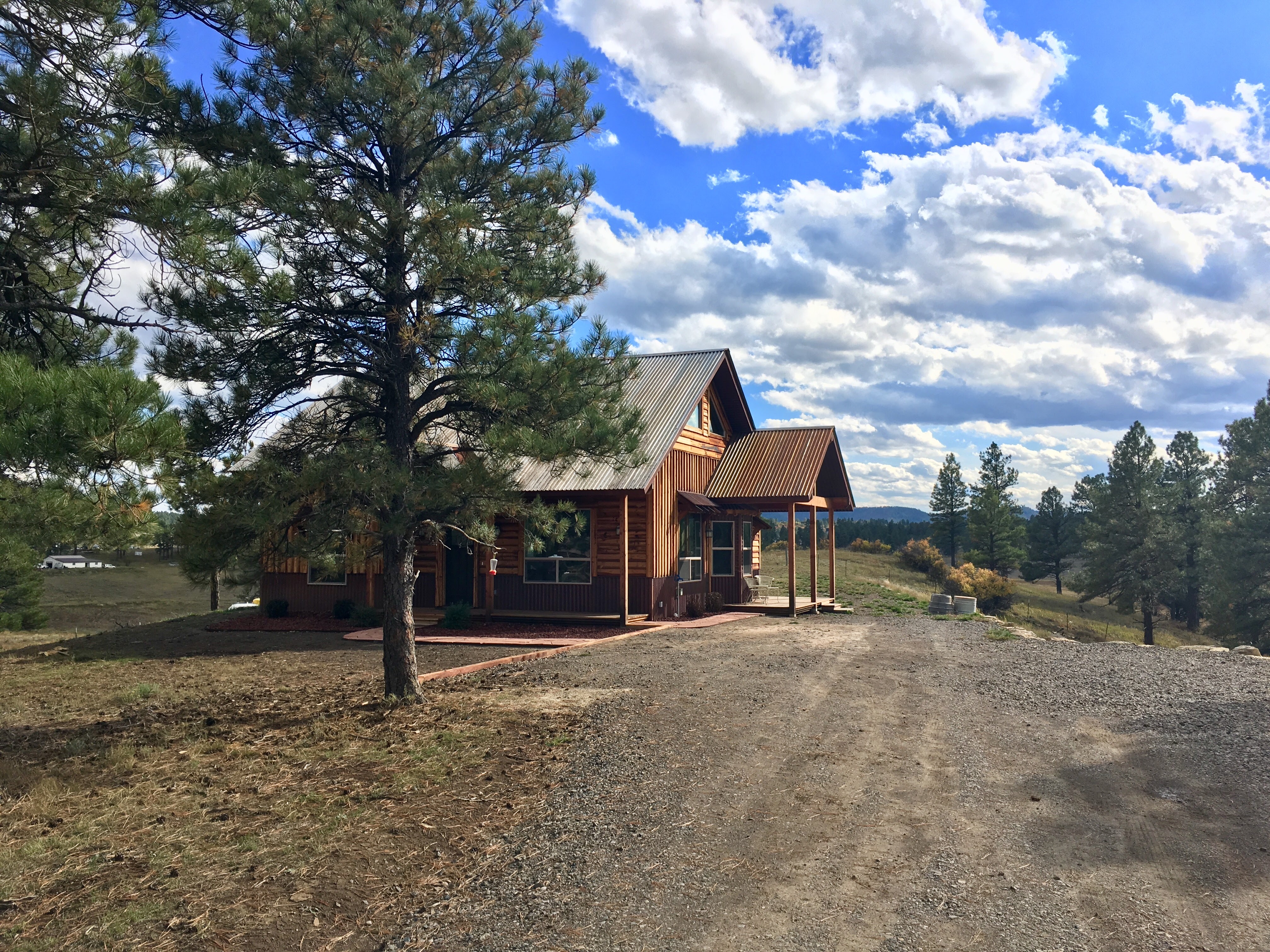 Loma Ponderosa - Modern Luxury Cabin