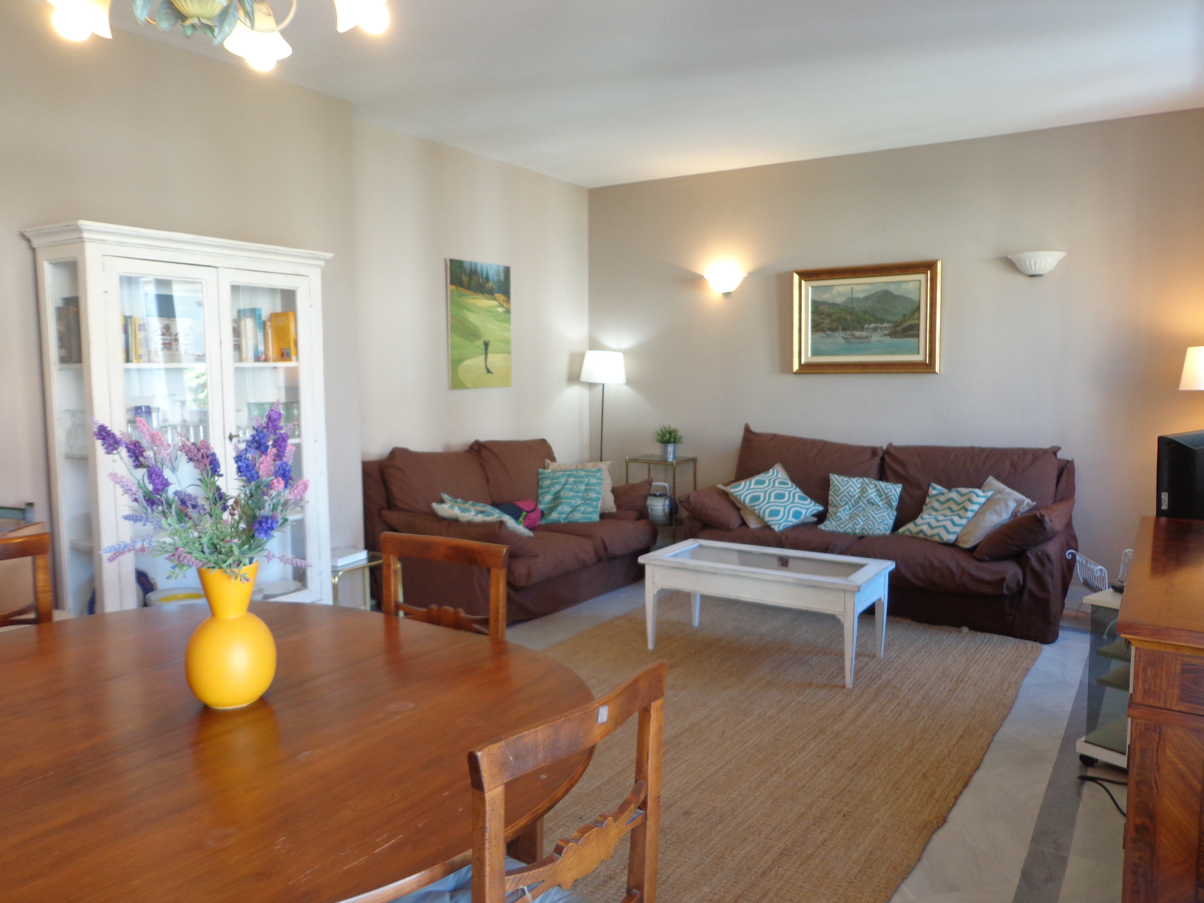 Close to the beach with garage