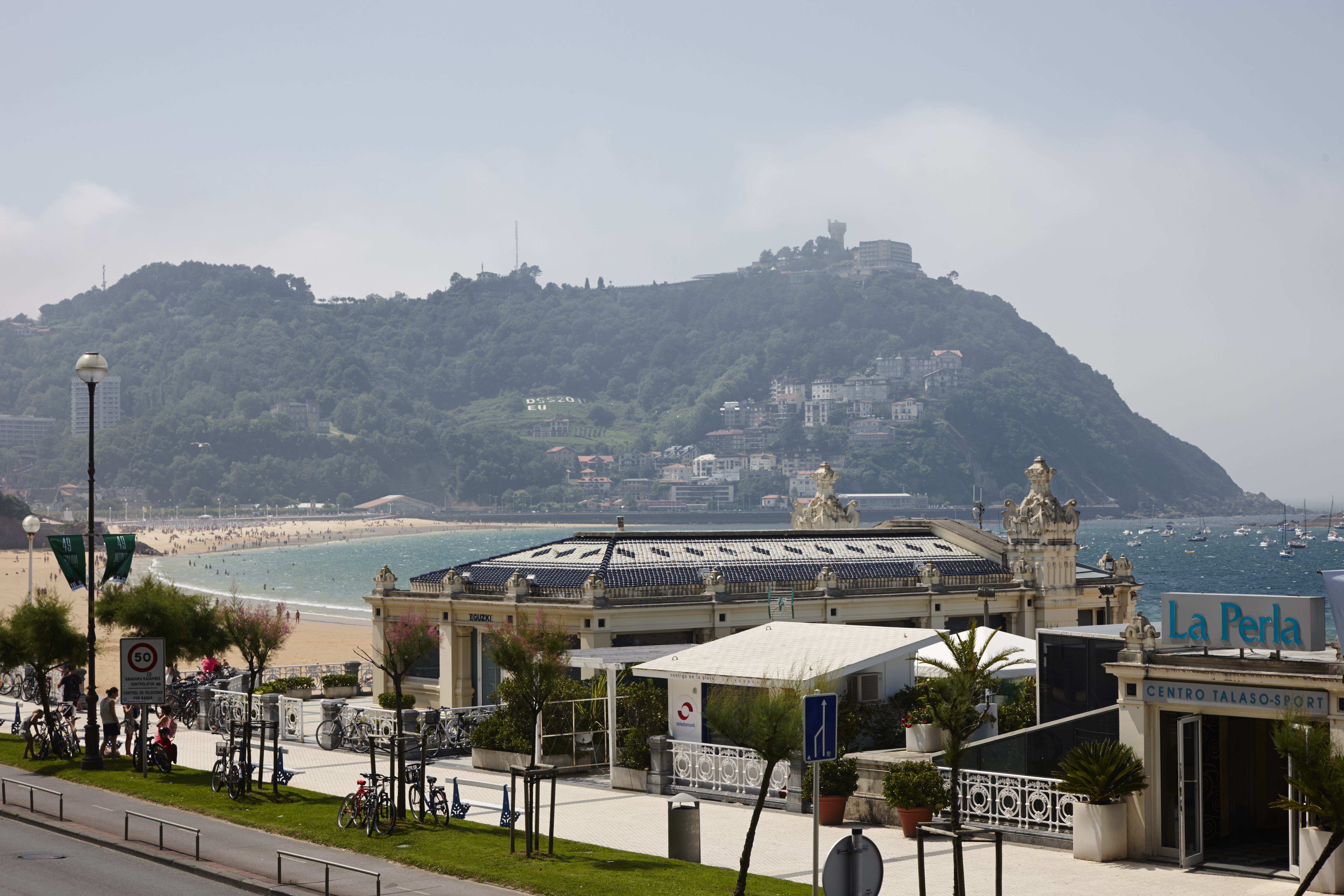Get Centres tematics de la platja For Android