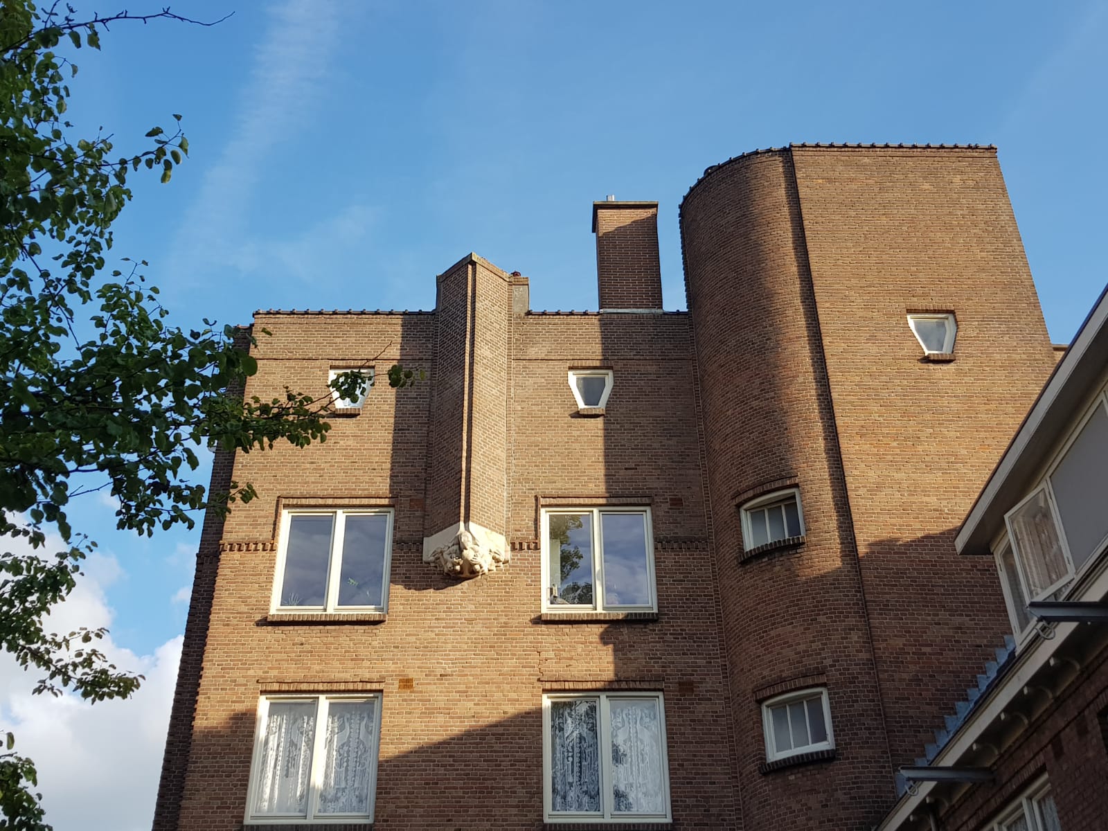 Spacious monumental 4 bedroom apt. in 'de Pijp' β Amsterdam stay
