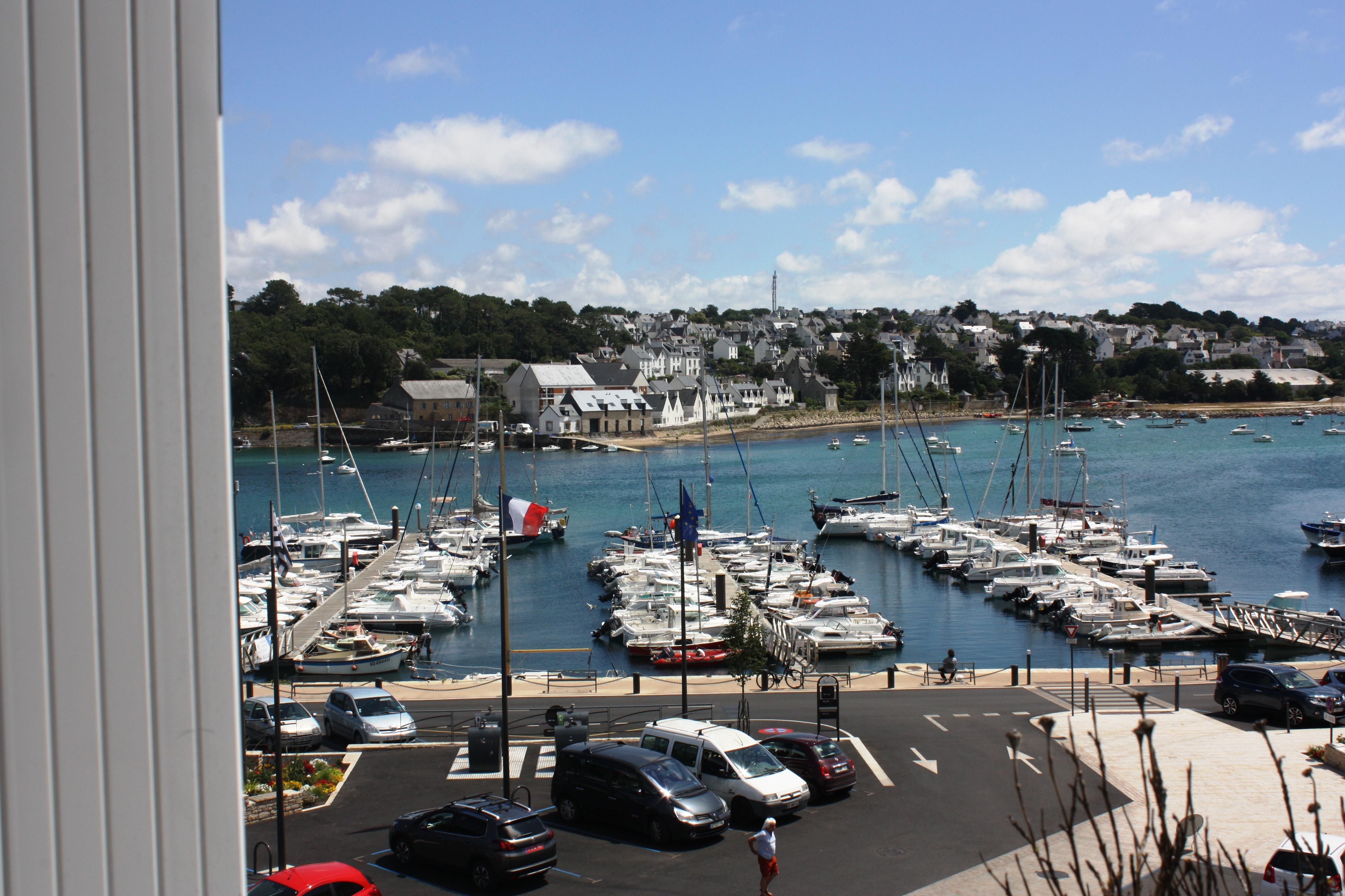 Port of Audierne, return from the market