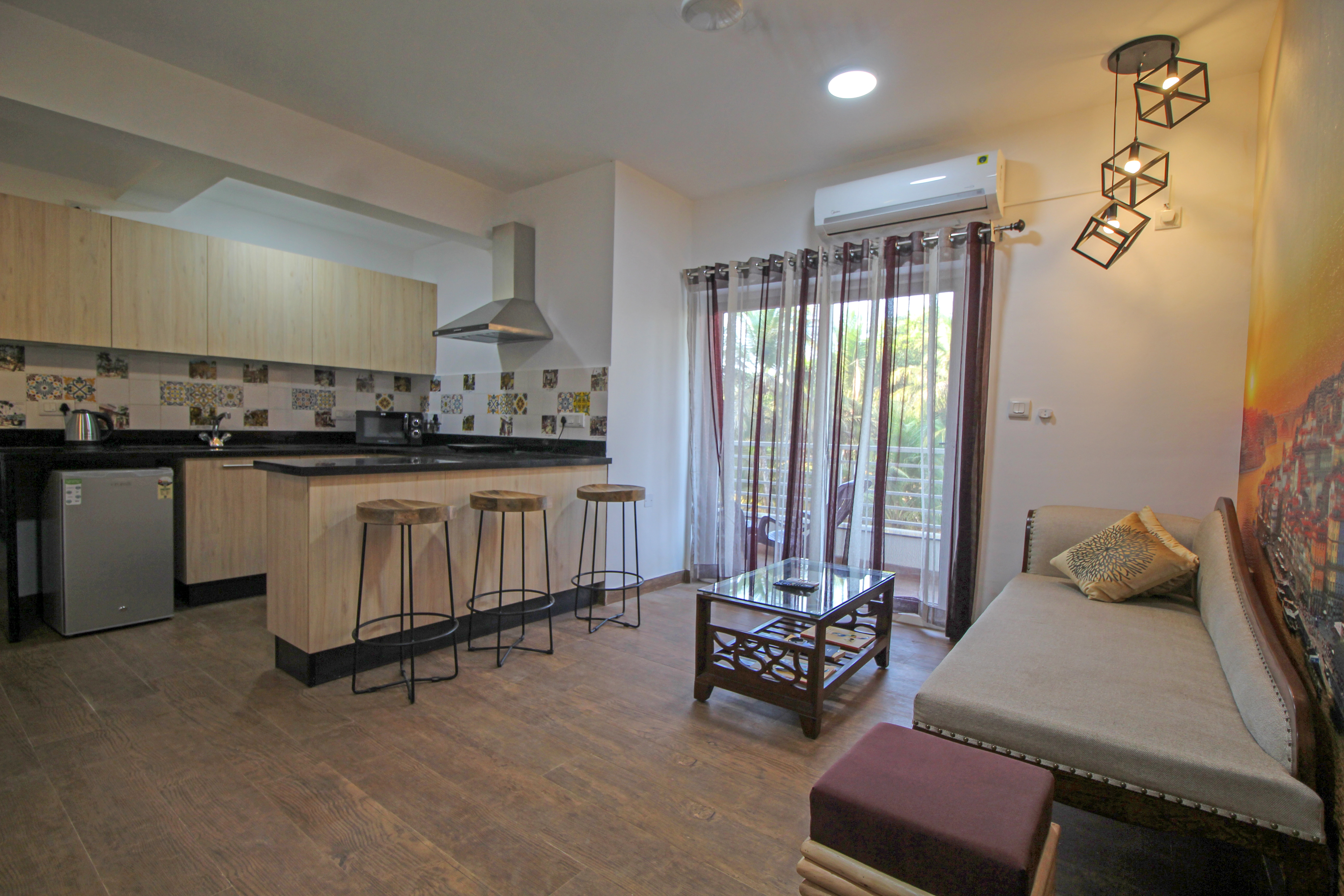 Luxury 1BHK Cozy Apartment with Pool near Candolim