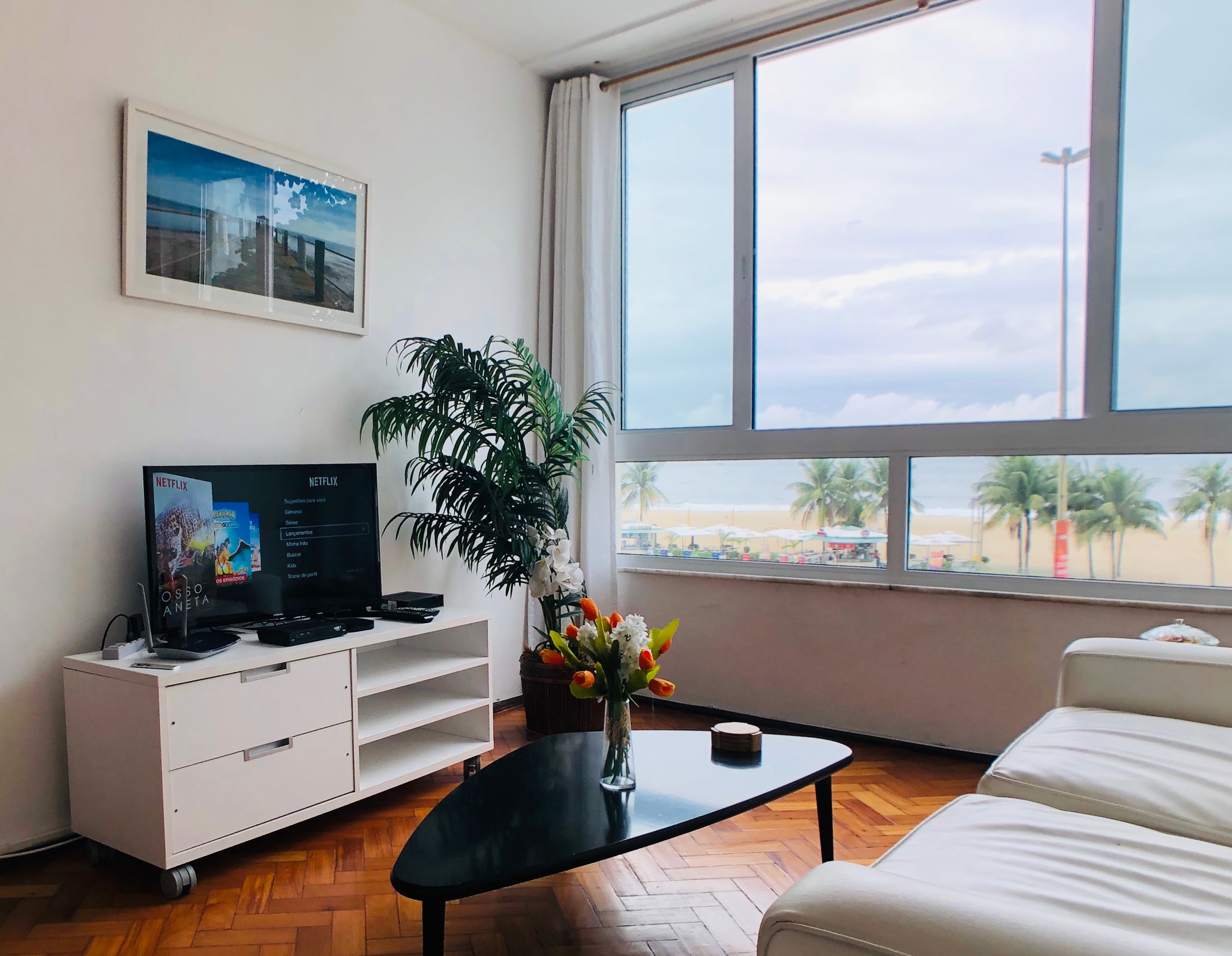 Gorgeous beachfront 3 bedrooms apt at Copacabana