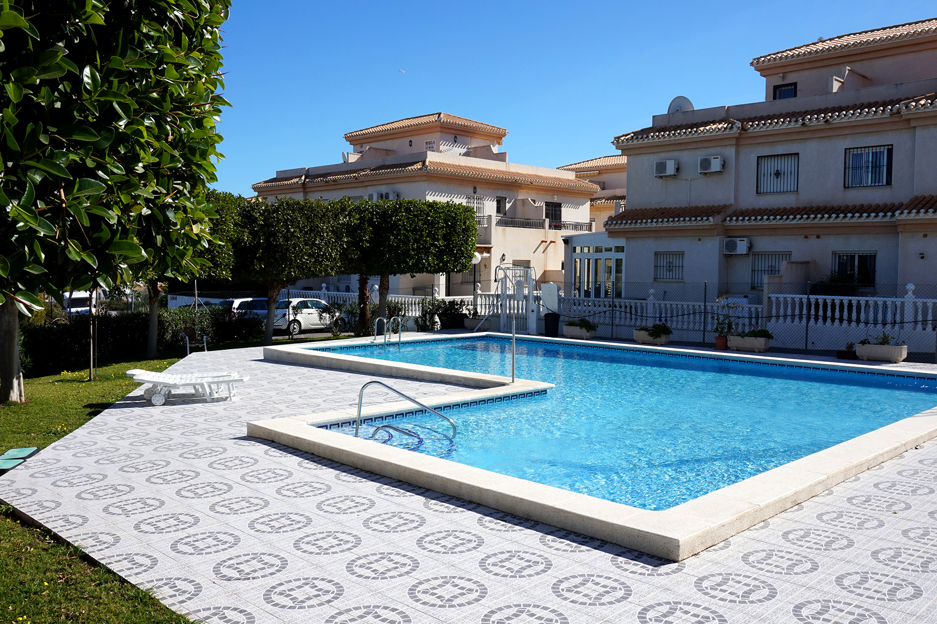 Beautiful villa, pool, beach 800m away