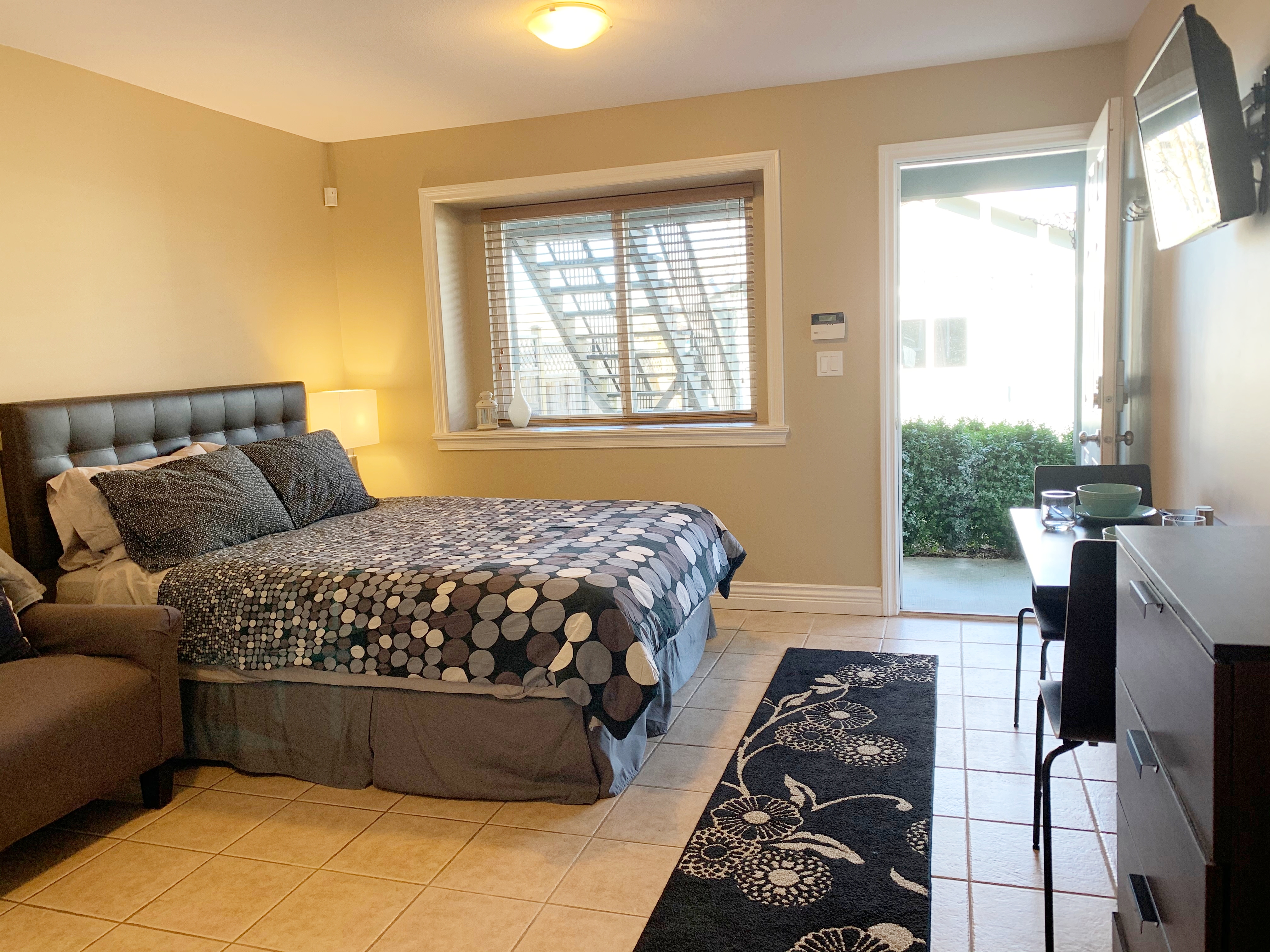 Private studio in the Heart of Vancouver