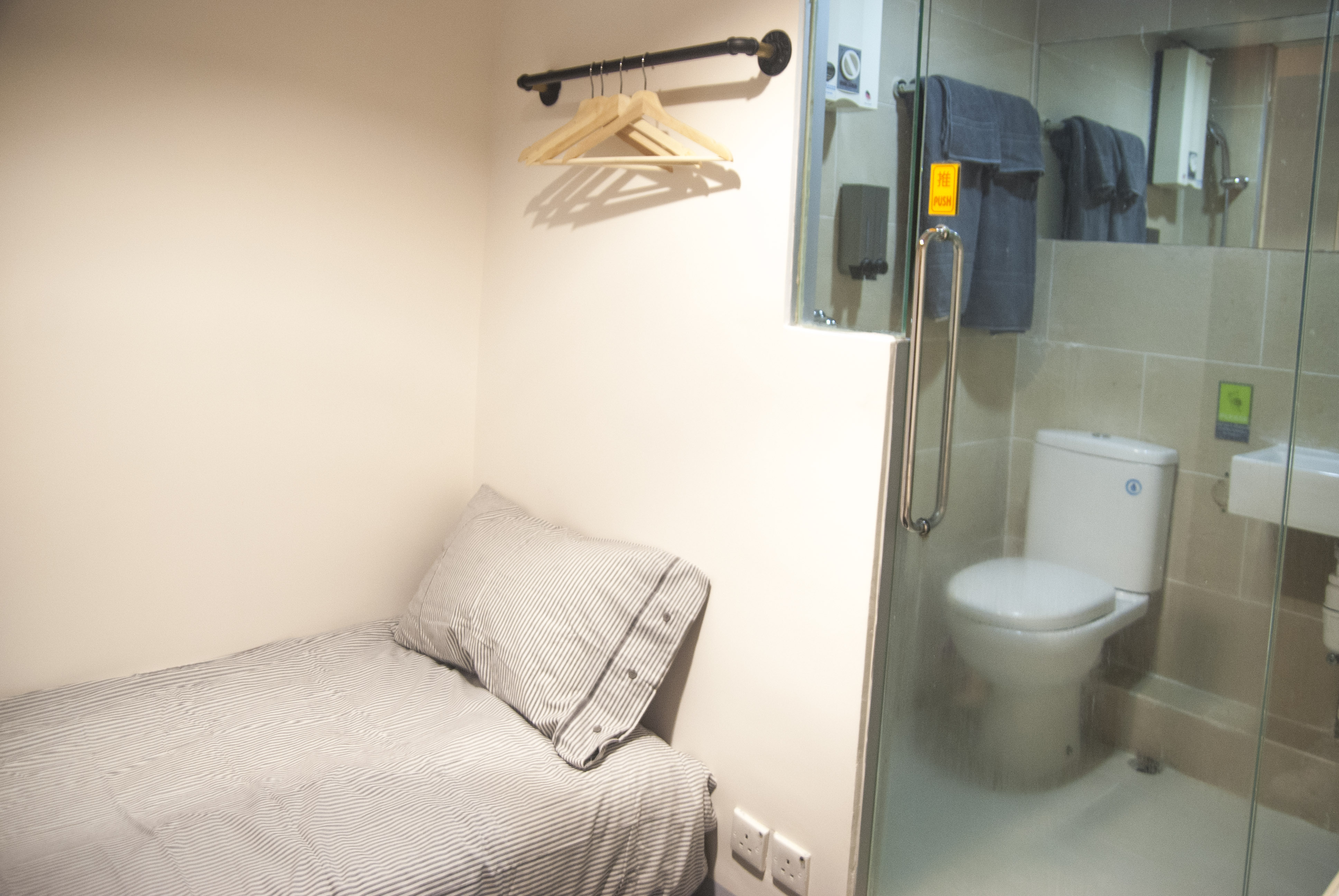 Budget Single Rm@ Tsim Sha Tsui, Super Convenient