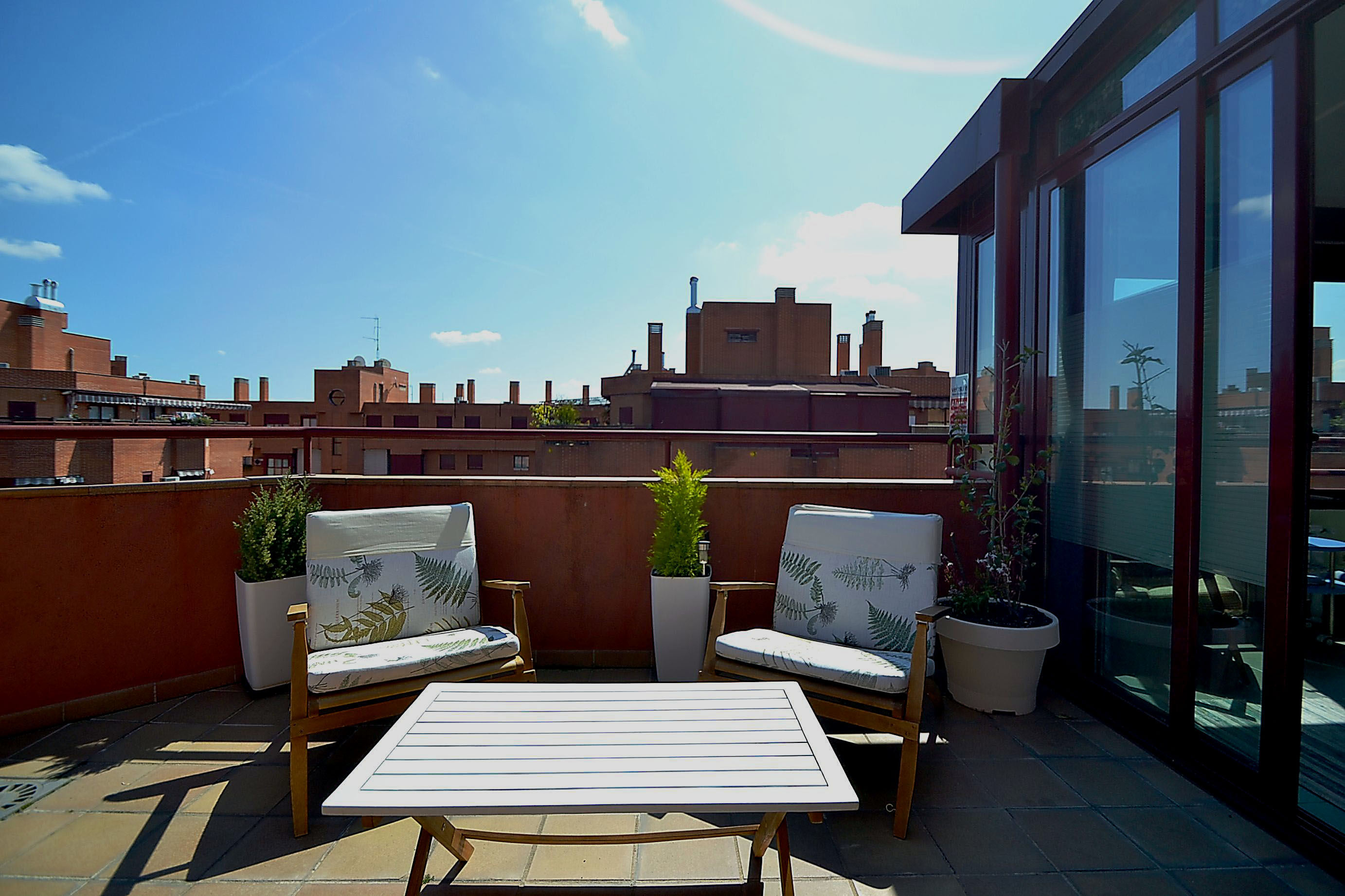 Nice Penthouse 10´ Madrid Center in San Andrés, Madrid
