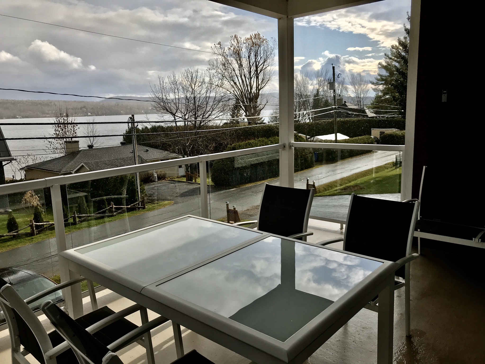 Chalet avec vue sur le lac Chalets for Rent in Magog, Québec, Canada