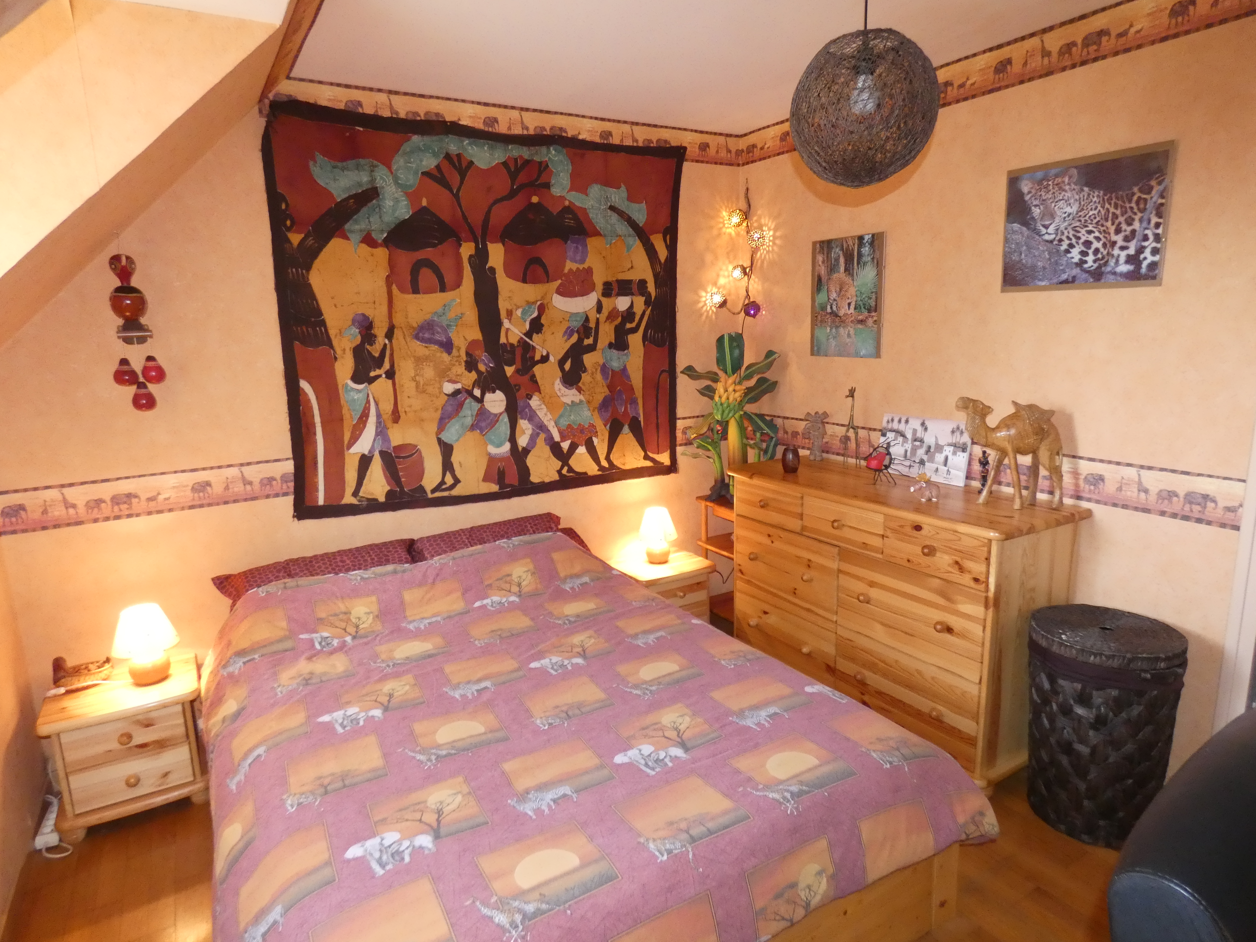 Big room in country close to Paris