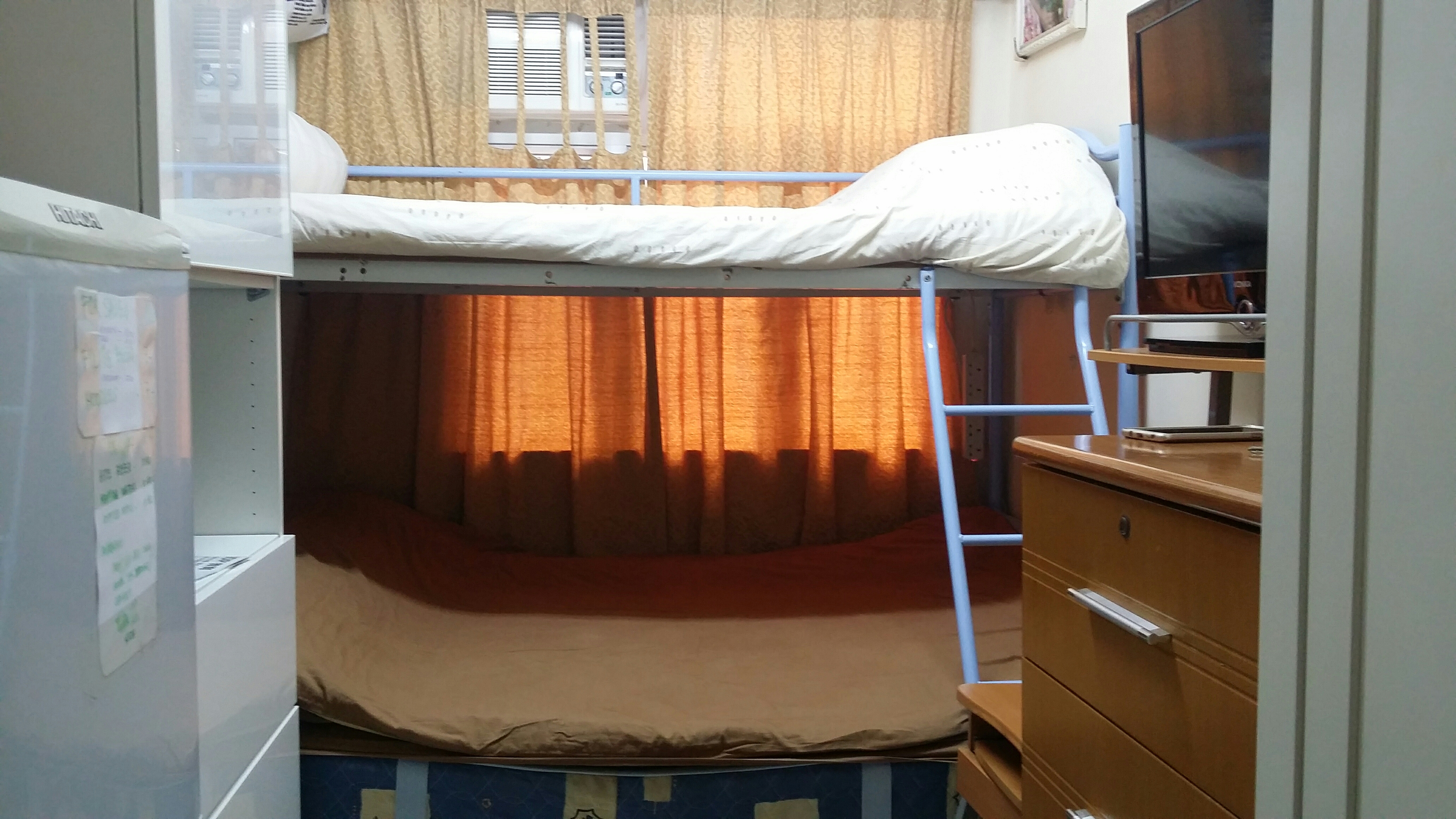 Small studio with everything to live in