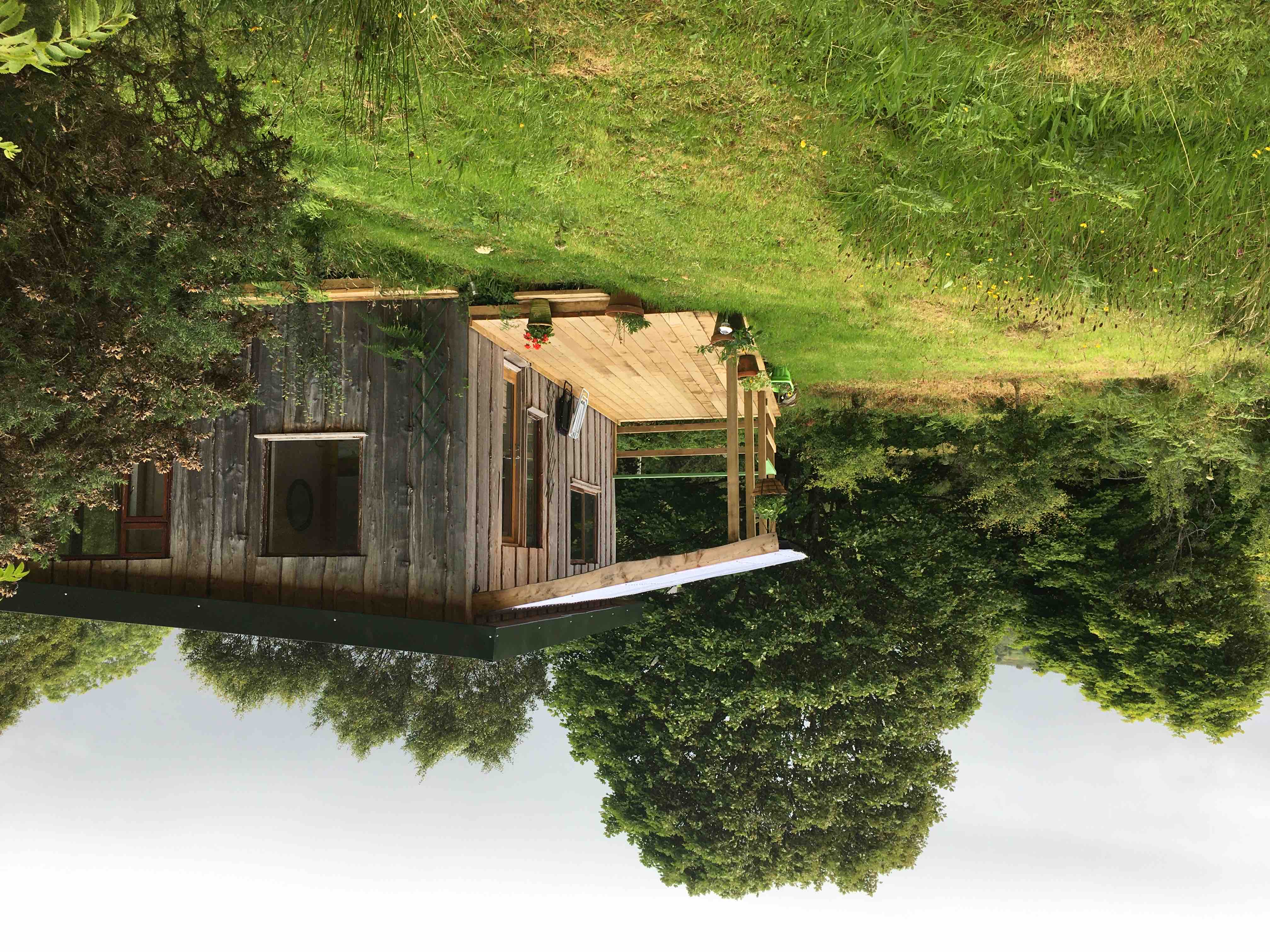 Heron Hideaway: Quiet, Modern River Cabin 14 acres