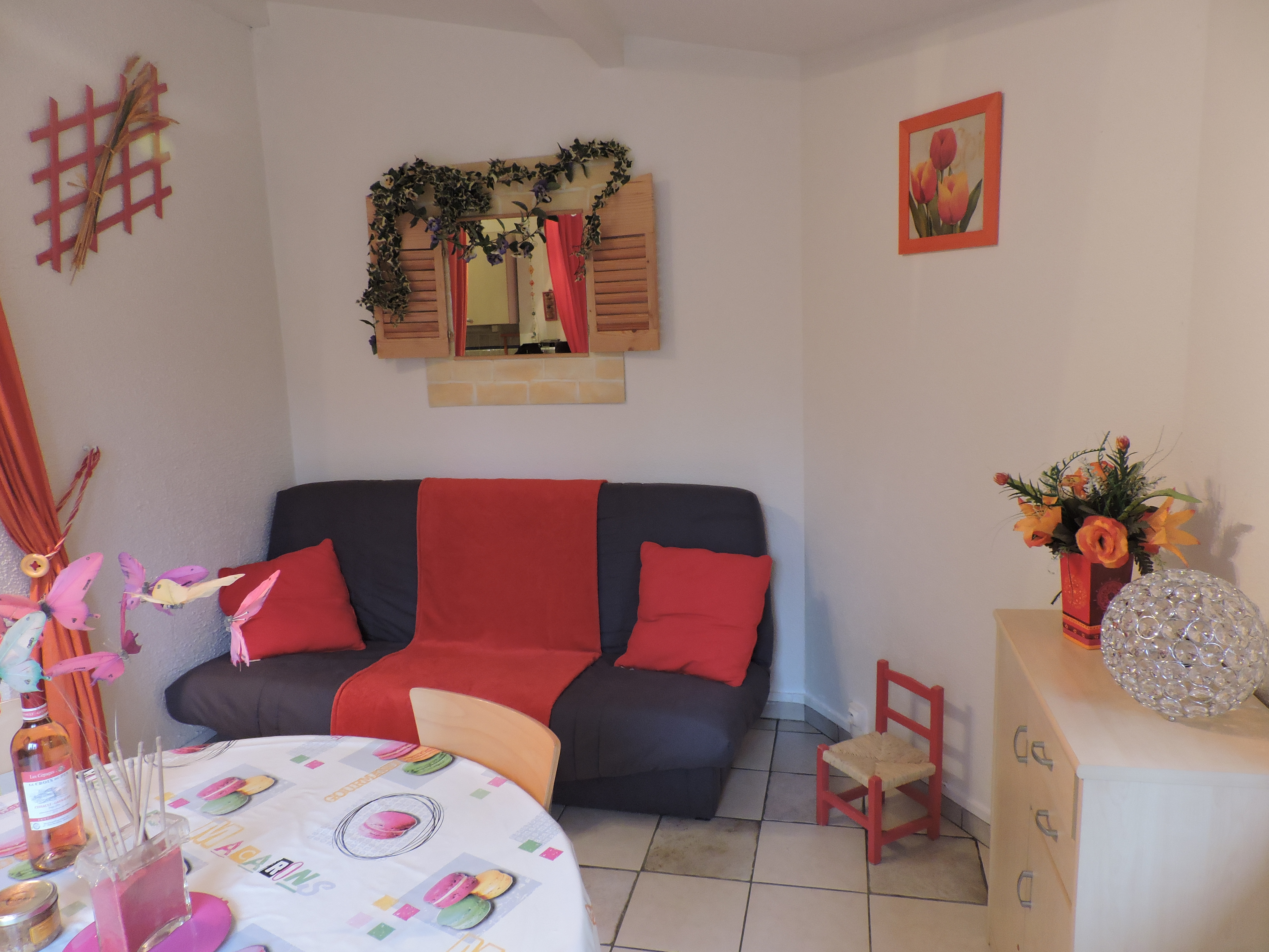 Duplex apartment, cozy in quiet residence